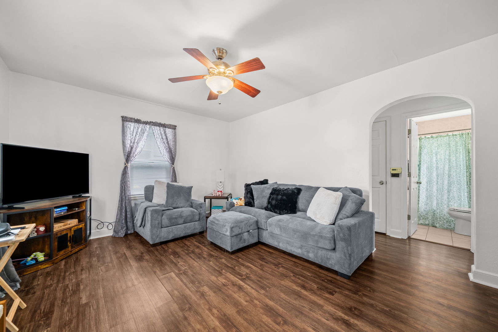 5th image of 815 20Th St, Rockford, IL 61104 | MLS# 12717200