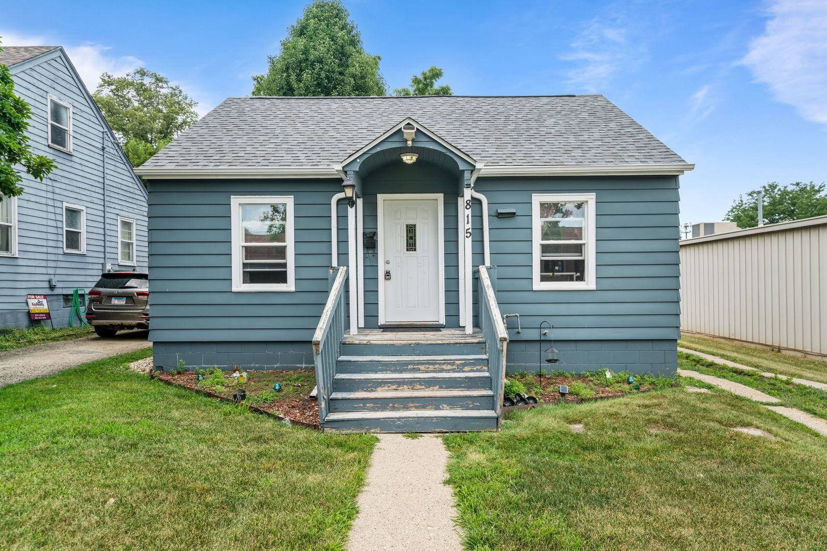 Homes for sale in Rockford, IL | 815 20th St, Rockford, IL 61104 | MLS# 12717200