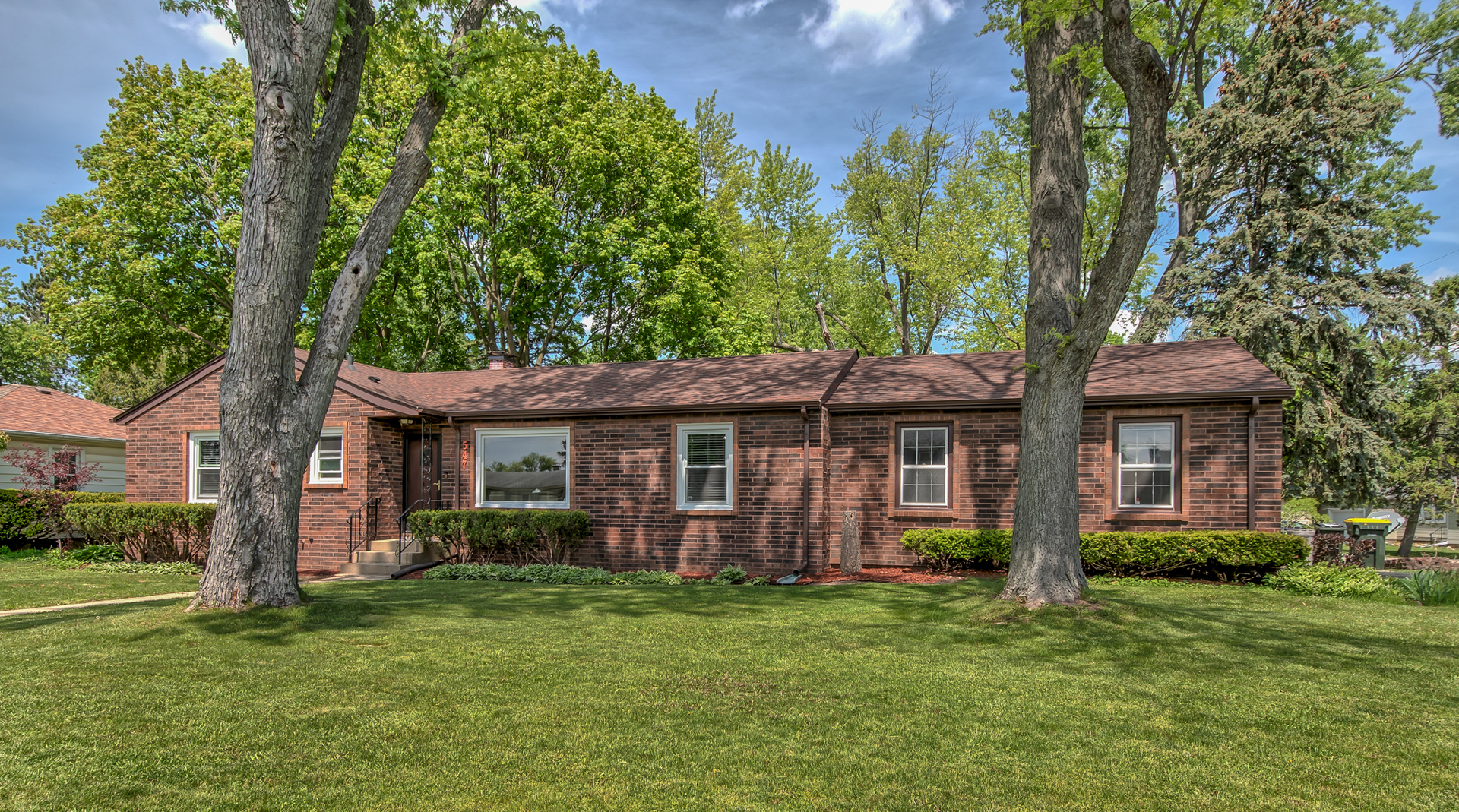 1st image of 547 Reese Ave, East Dundee, IL 60118 | MLS# 12717244
