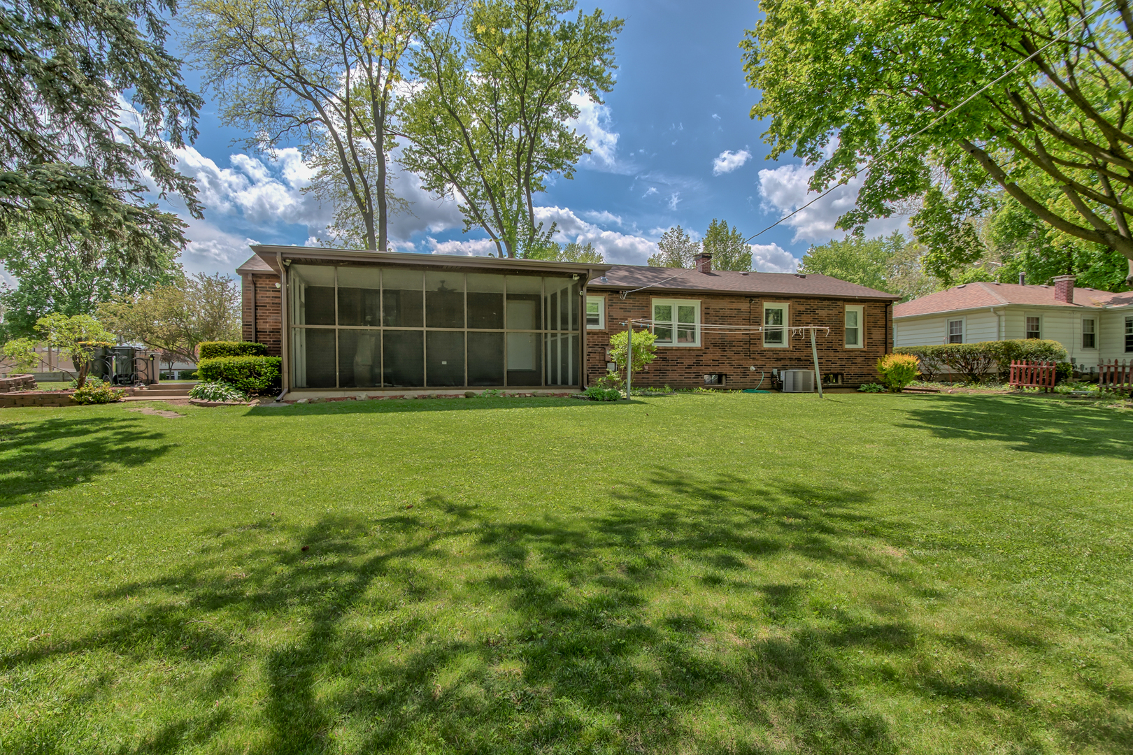 20th image of 547 Reese Ave, East Dundee, IL 60118 | MLS# 12717244
