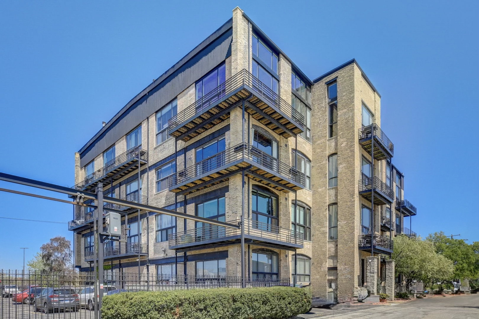 1st image of 2614 N Clybourn Ave #301, Chicago, IL 60614 | MLS# 12717248