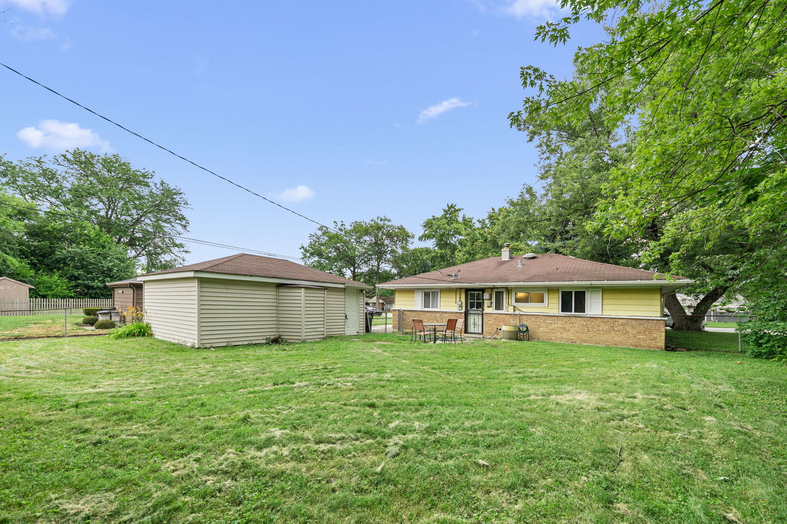 2nd image of 159 Blackhawk Dr, Park Forest, IL 60466 | MLS# 12717262