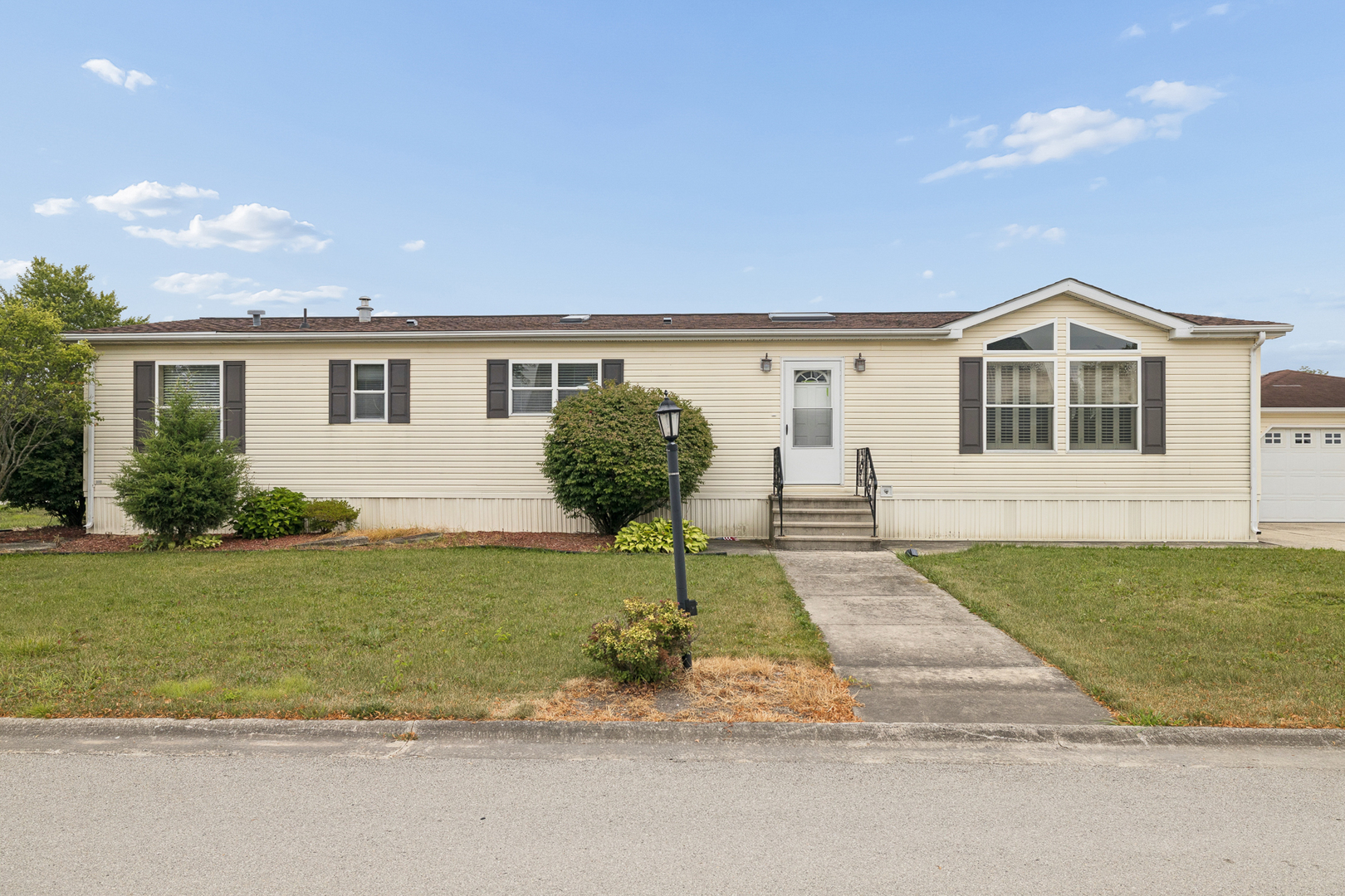 1st image of 22924 S Pine Valley Dr, Frankfort, IL 60423 | MLS# 12717288