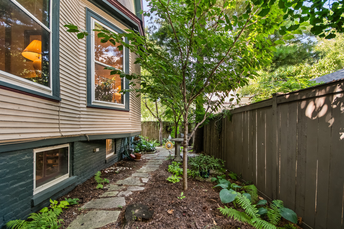 39th image of 413 Dempster St, Evanston, IL 60201 | MLS# 12717362