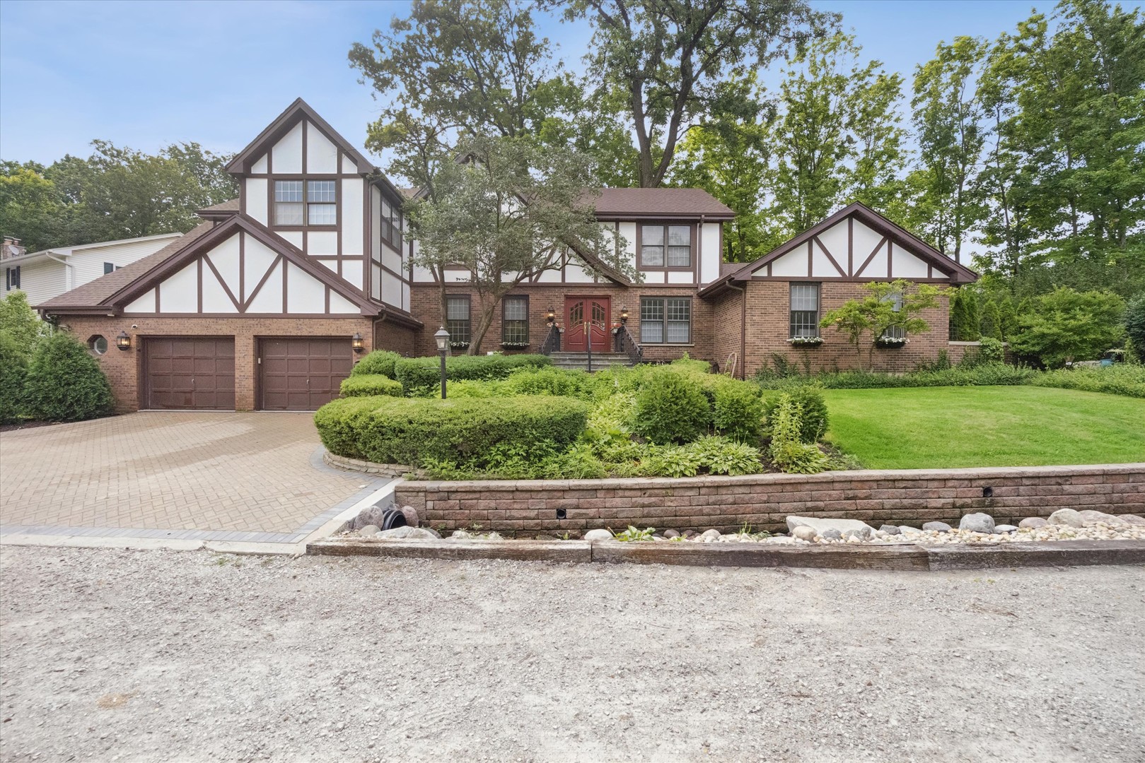 1st image of 1330 Maple Ave, Downers Grove, IL 60515 | MLS# 12717390
