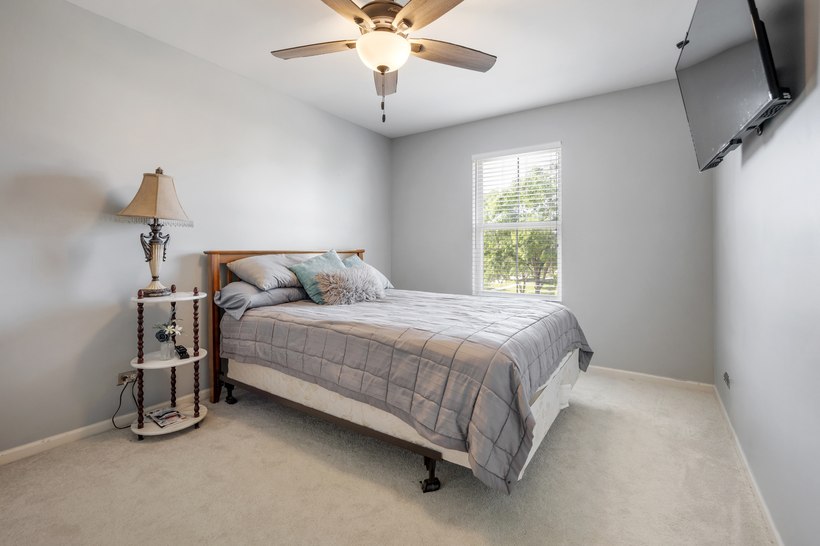 18th image of 668 Acadia Cir, Crystal Lake, IL 60014 | MLS# 12717465