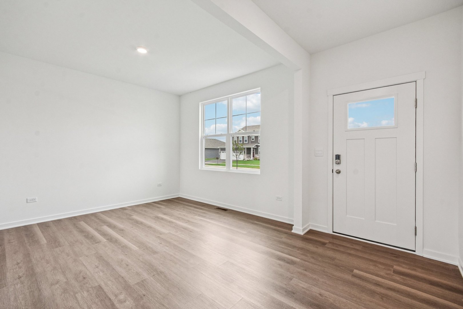 3rd image of 1874 Keating Dr, Aurora, IL 60503 | MLS# 12717477