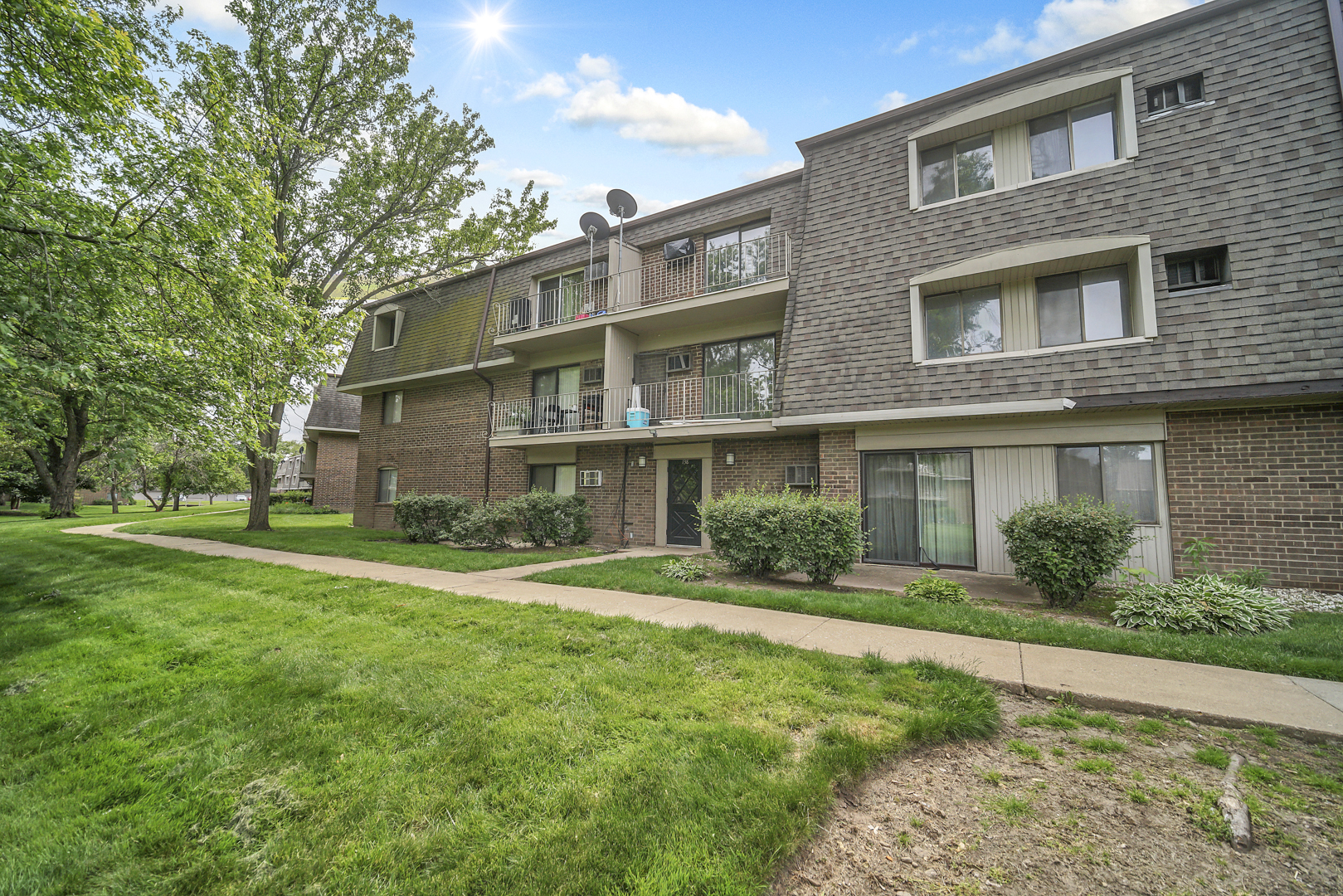 22nd image of 138 E Bailey Rd #M, Naperville, IL 60565 | MLS# 12717529