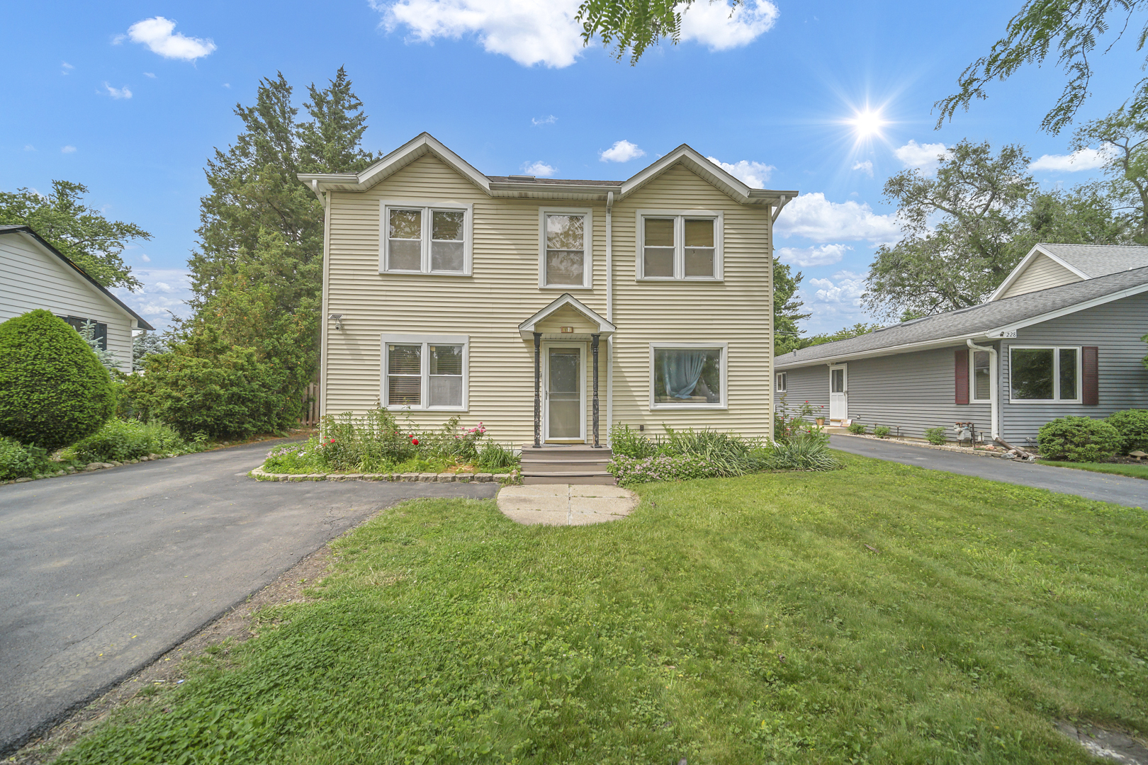 image of 230 W Morris Ave, Lombard, IL 60148 | MLS# 12717538