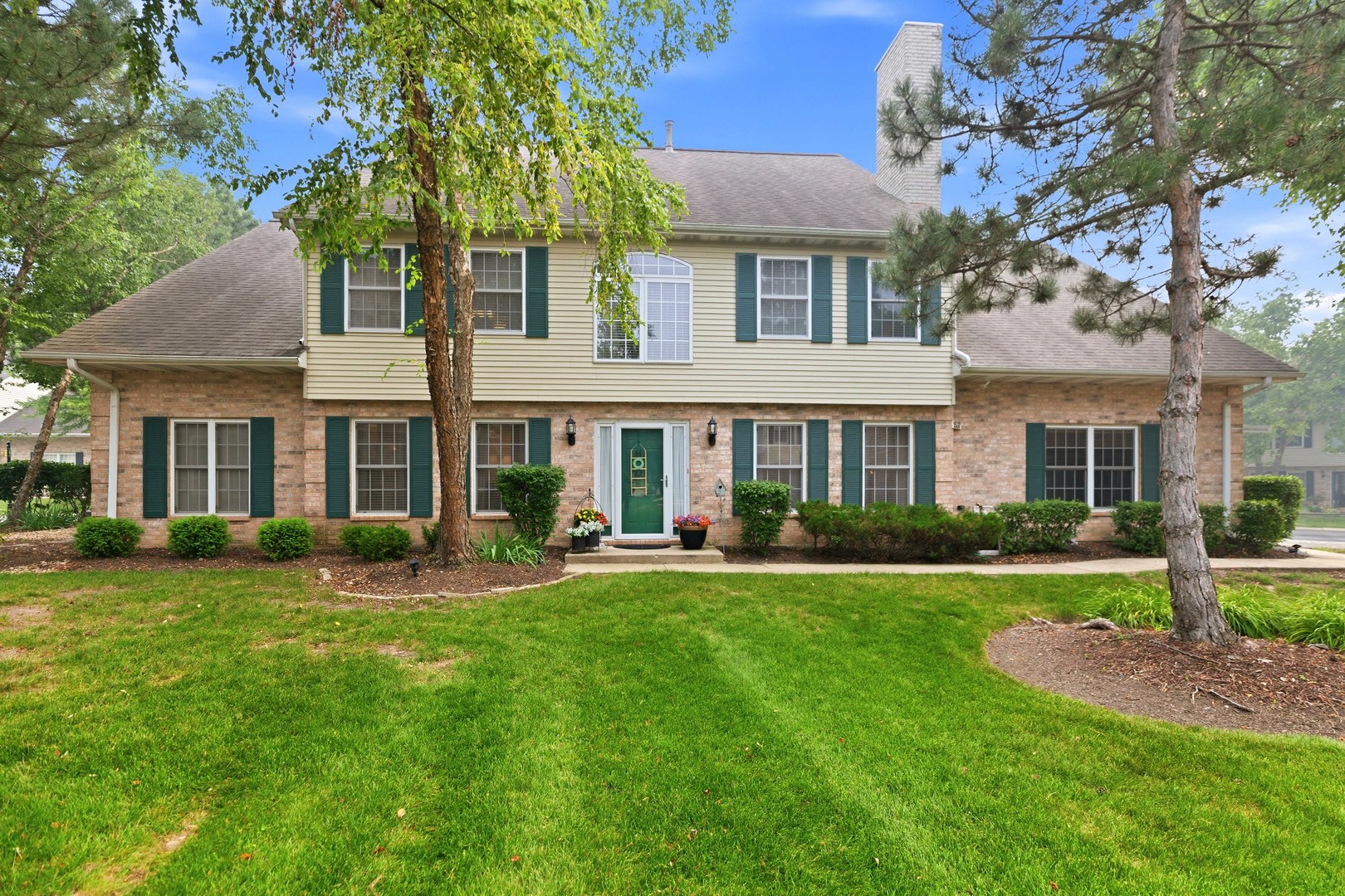 1st image of 1537 Laurel Oaks Dr #1537, Streamwood, IL 60107 | MLS# 12717633