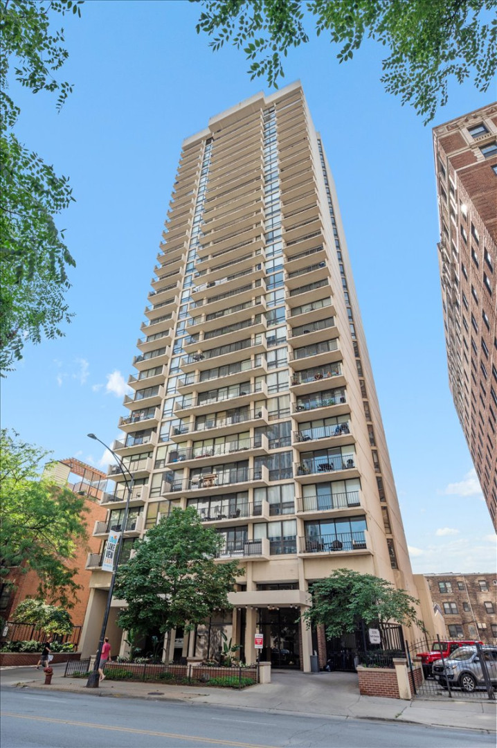 1st image of 3150 N Sheridan Rd #27B, Chicago, IL 60657 | MLS# 12717668
