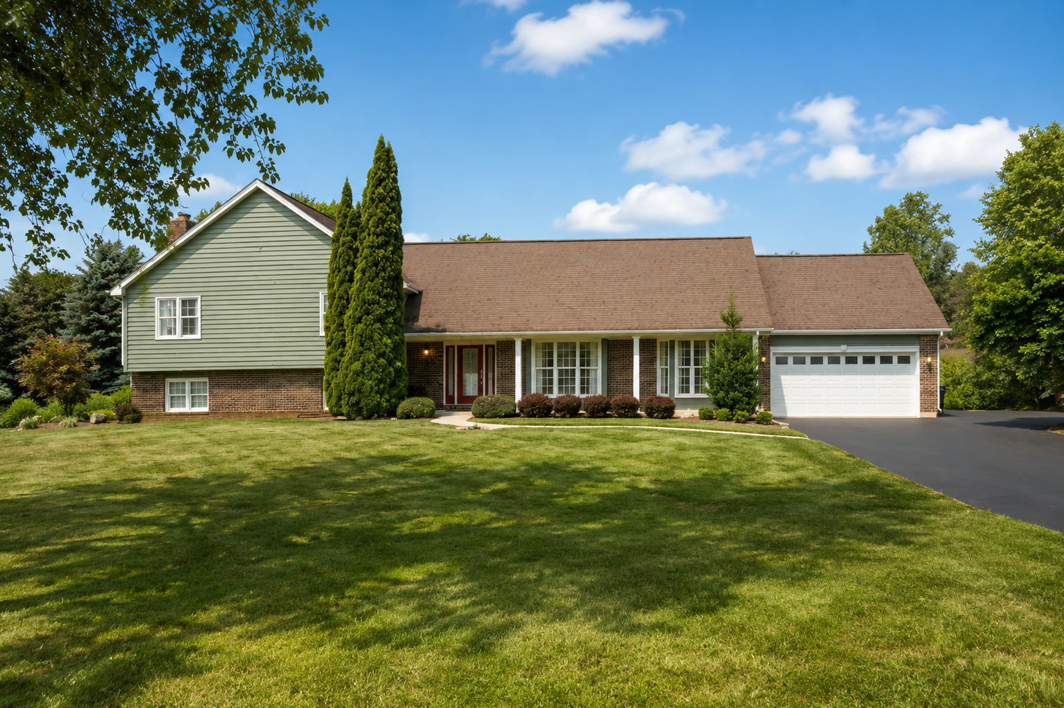 image of 38w324 Killey Ln, Geneva, IL 60134 | MLS# 12717740