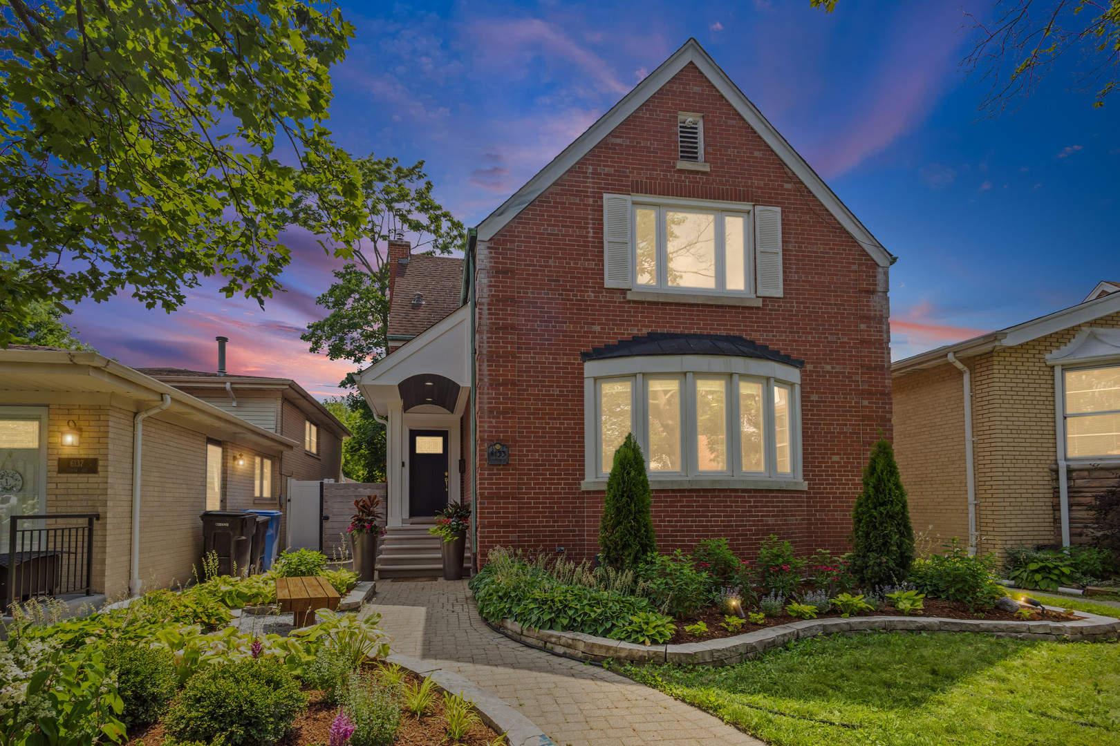 1st image of 6133 N Lenox Ave, Chicago, IL 60646 | MLS# 12717744