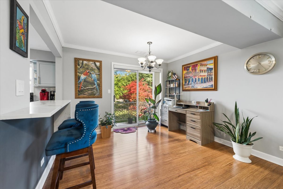 3rd image of 710 Oakton St #201, Evanston, IL 60202 | MLS# 12717800