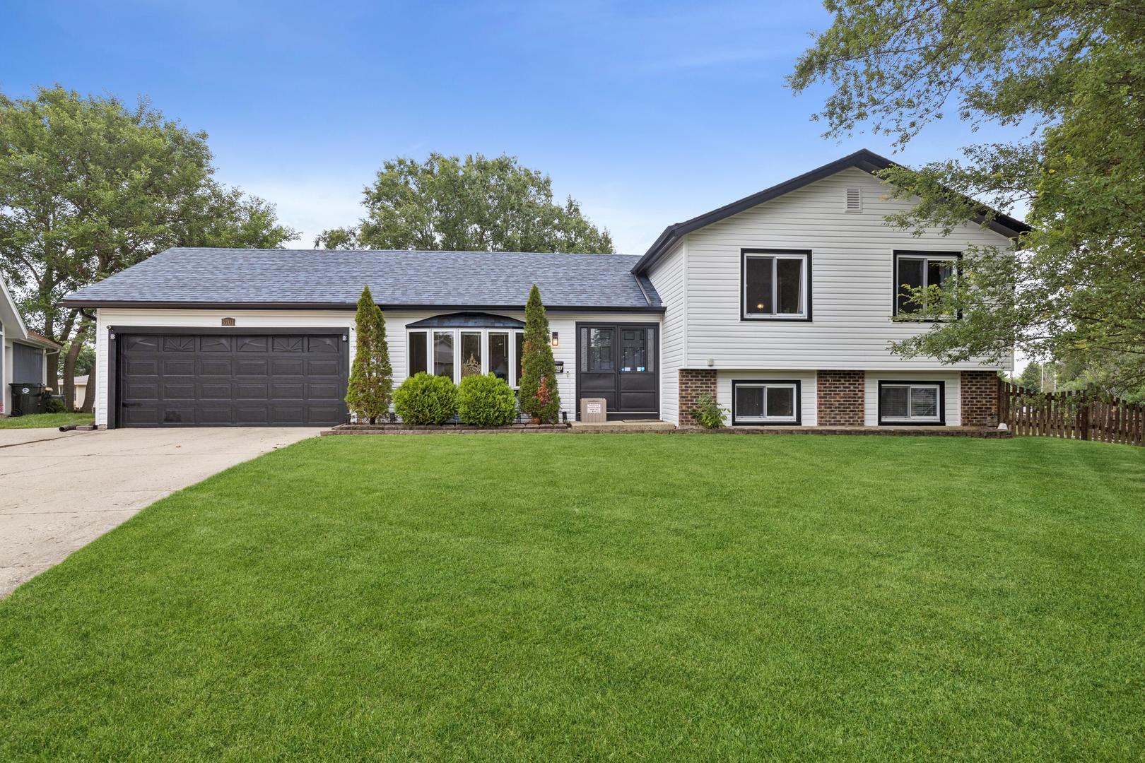 image of 5701 Bedford Ct, Hanover Park, IL 60133 | MLS# 12717879