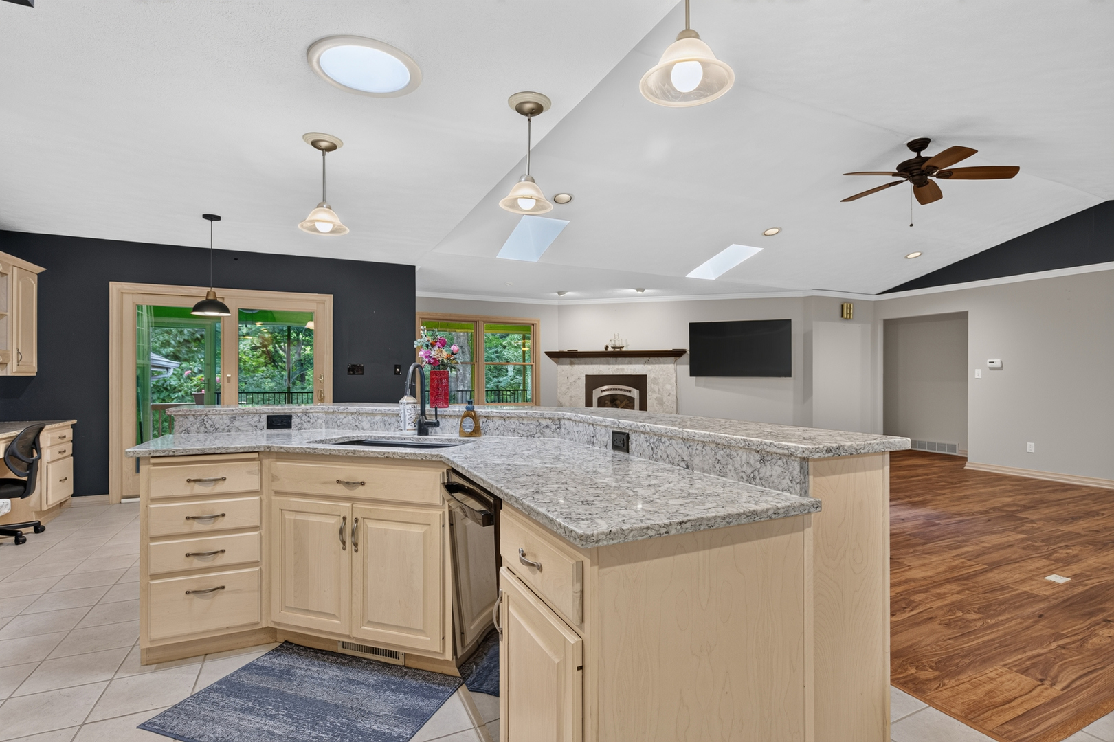 2nd image of 2519 Reynolds Manor Dr #2519, Ottawa, IL 61350 | MLS# 12717931