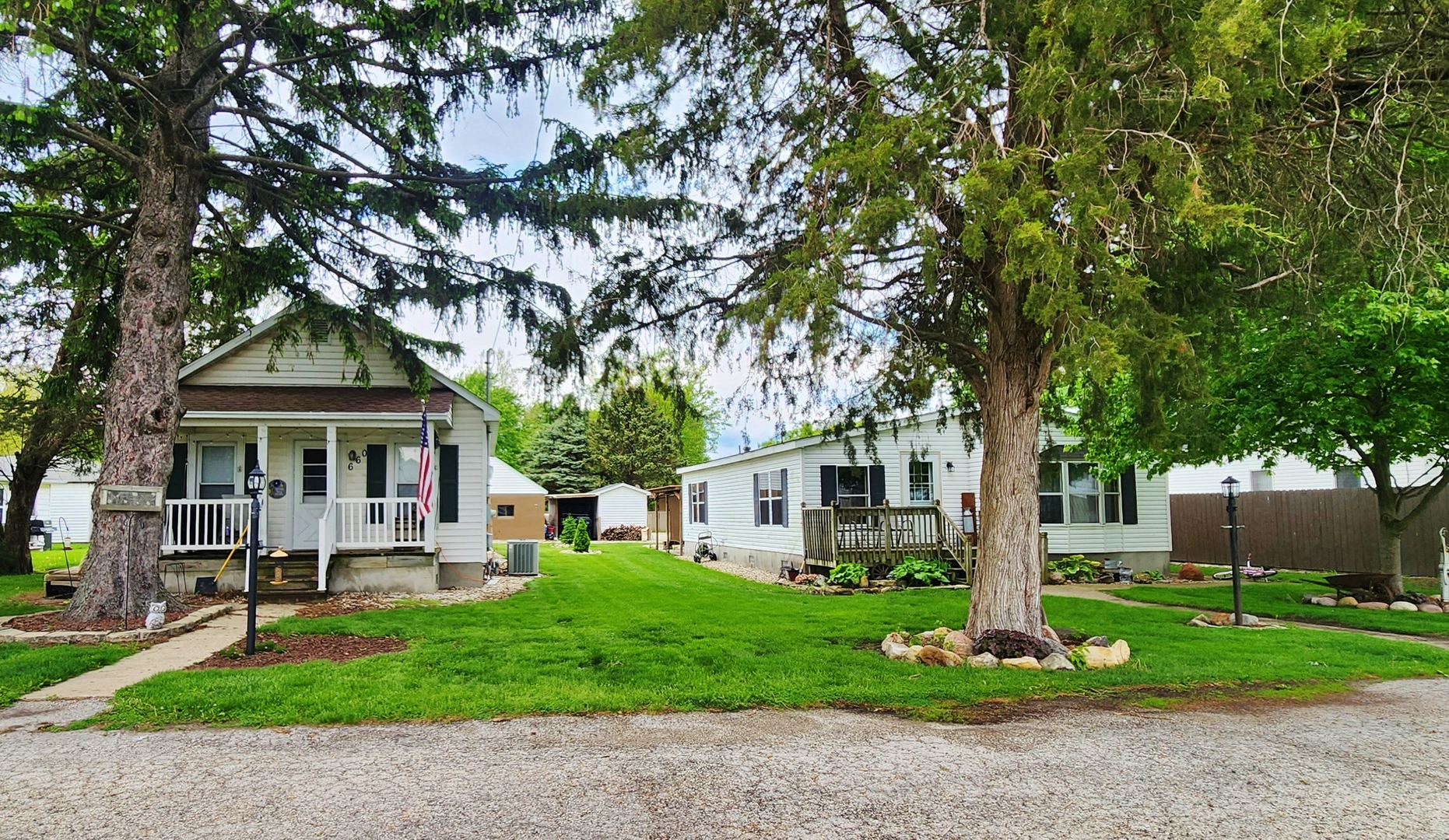 1st image of 650 & 660 W Elm St, South Wilmington, IL 60474 | MLS# 12717939