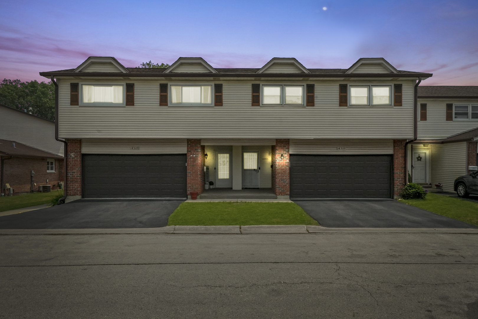 2nd image of 16323 Oxford Dr, Tinley Park, IL 60477 | MLS# 12717992