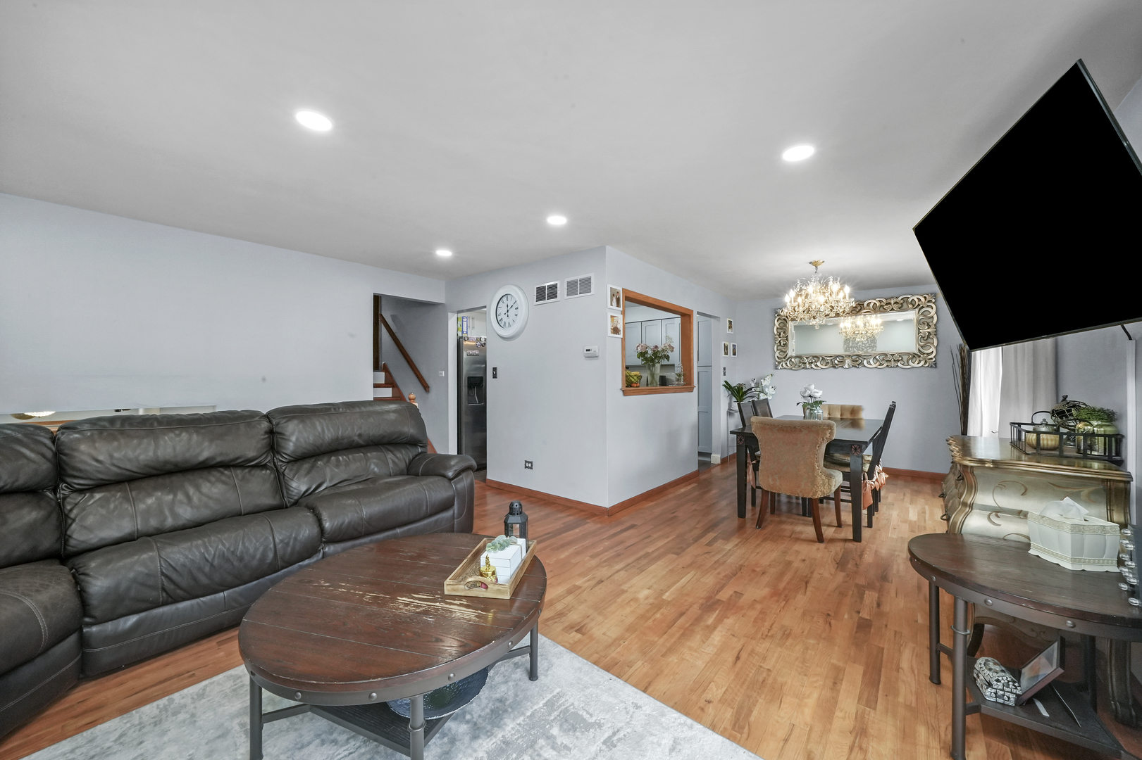 5th image of 16323 Oxford Dr, Tinley Park, IL 60477 | MLS# 12717992