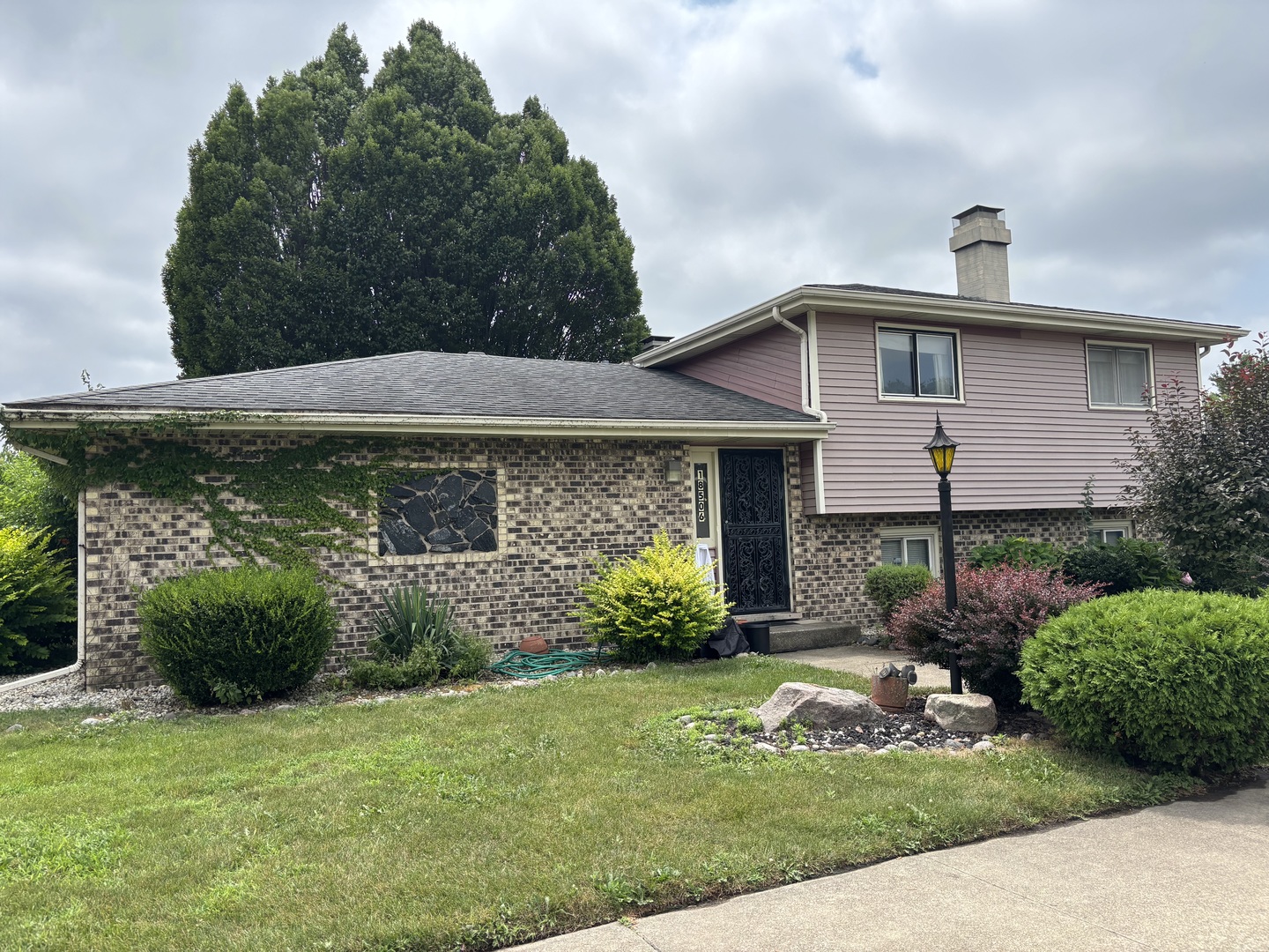 1st image of 18506 Clyde Ave, Lansing, IL 60438 | MLS# 12718106