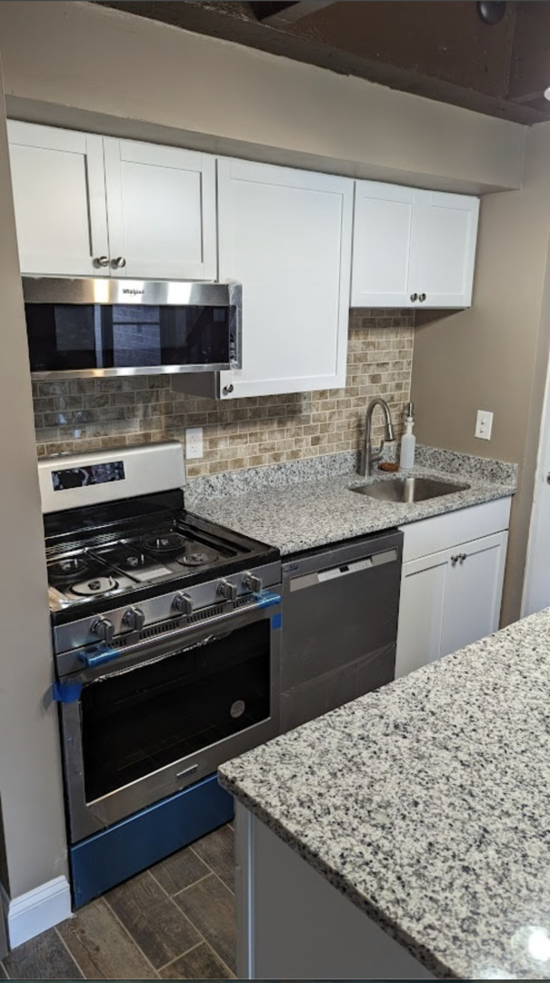 3rd image of 503 Kenneth Cir #503, Elgin, IL 60120 | MLS# 12718190