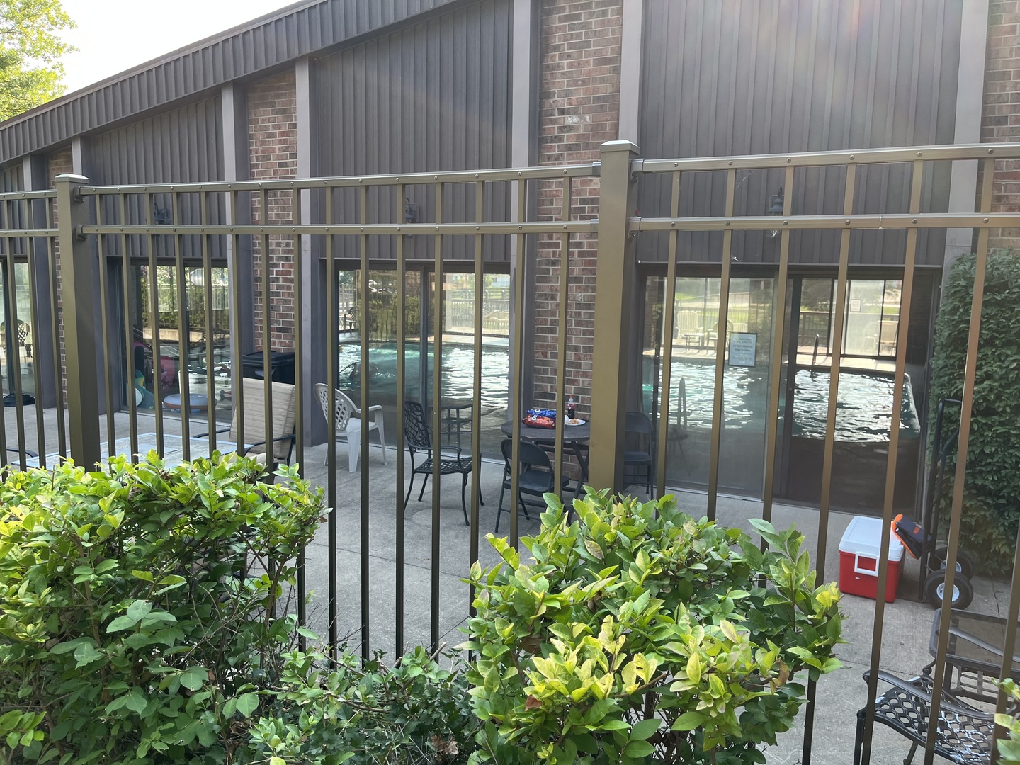 2nd image of 1500 Woodbridge Rd, Joliet, IL 60436