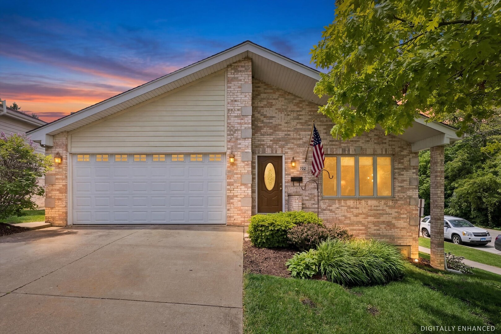1st image of 702 Hickory St, Lemont, IL 60439 | MLS# 12718327
