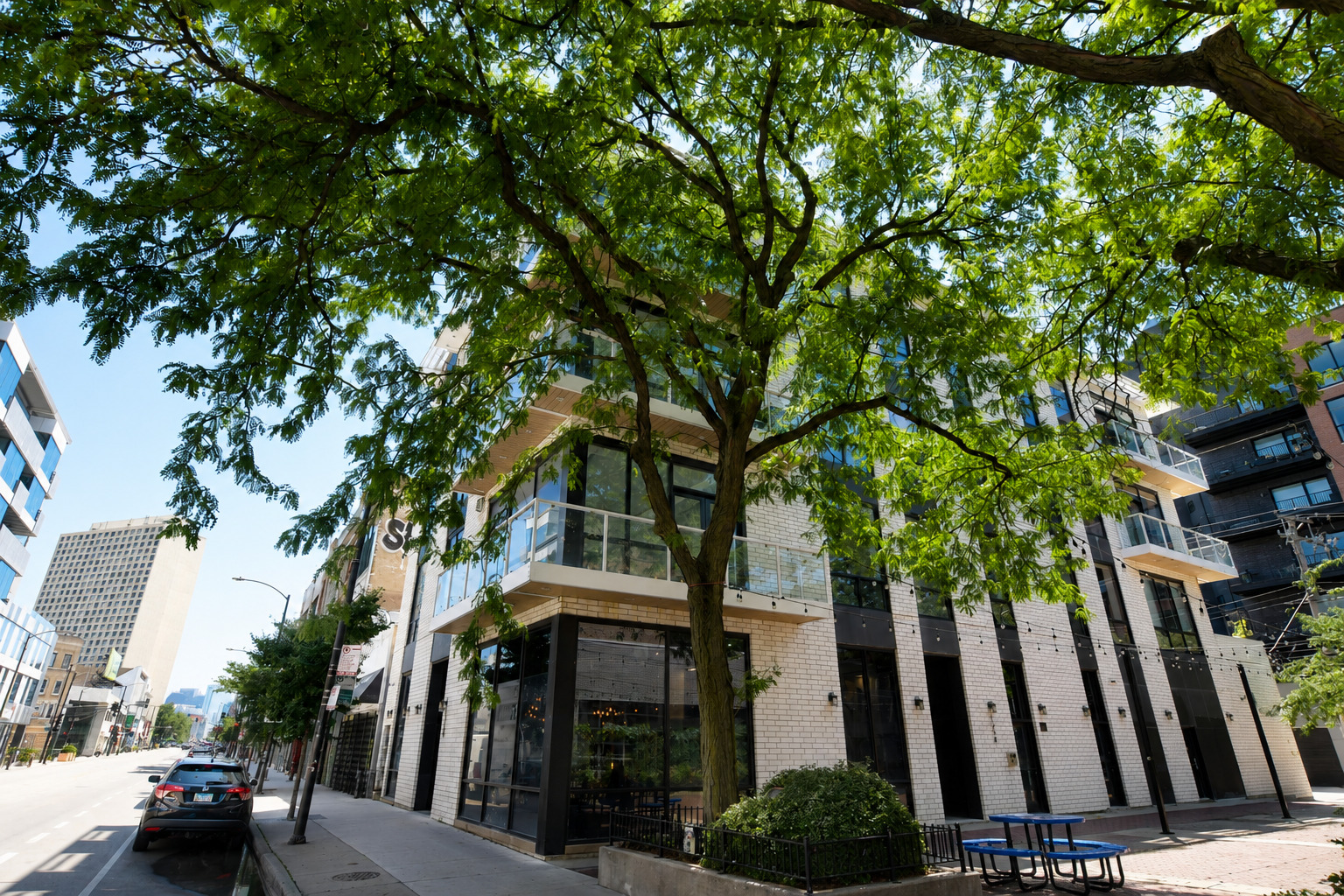 2nd image of 1258 N Milwaukee Ave #2N, Chicago, IL 60622 | MLS# 12718336