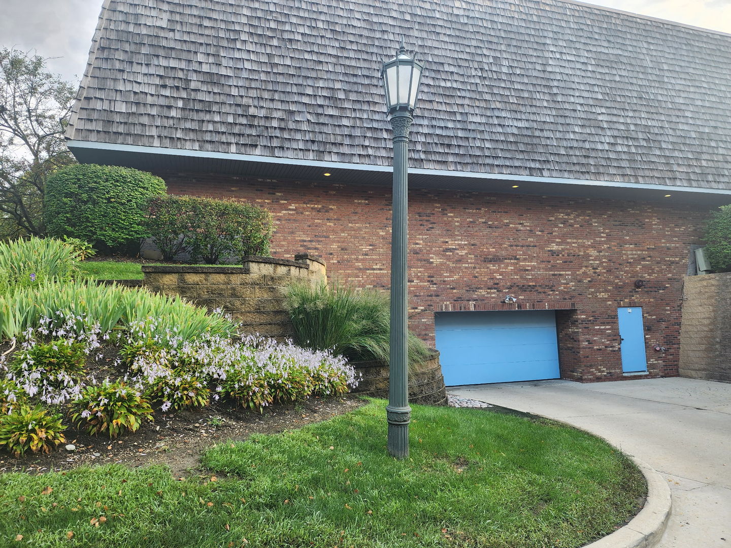 Photo 31 of Condo for sale at 100 Red Top Dr #303, Libertyville, IL 60048 | MLS# 12718384 | Listing updated on 2026-09-05