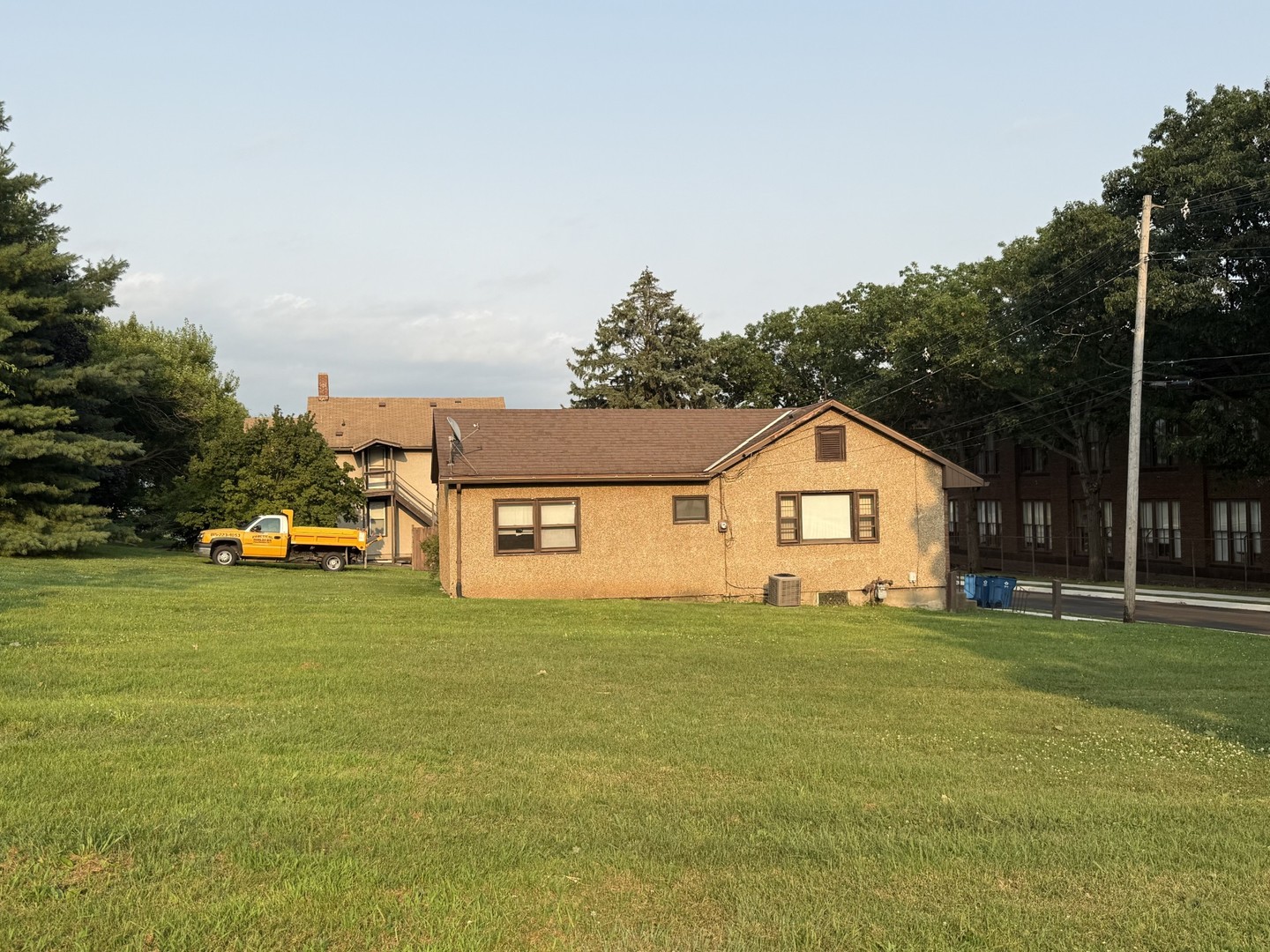 10th image of 311 6th St, Peru, IL 61354 | MLS# 12718413