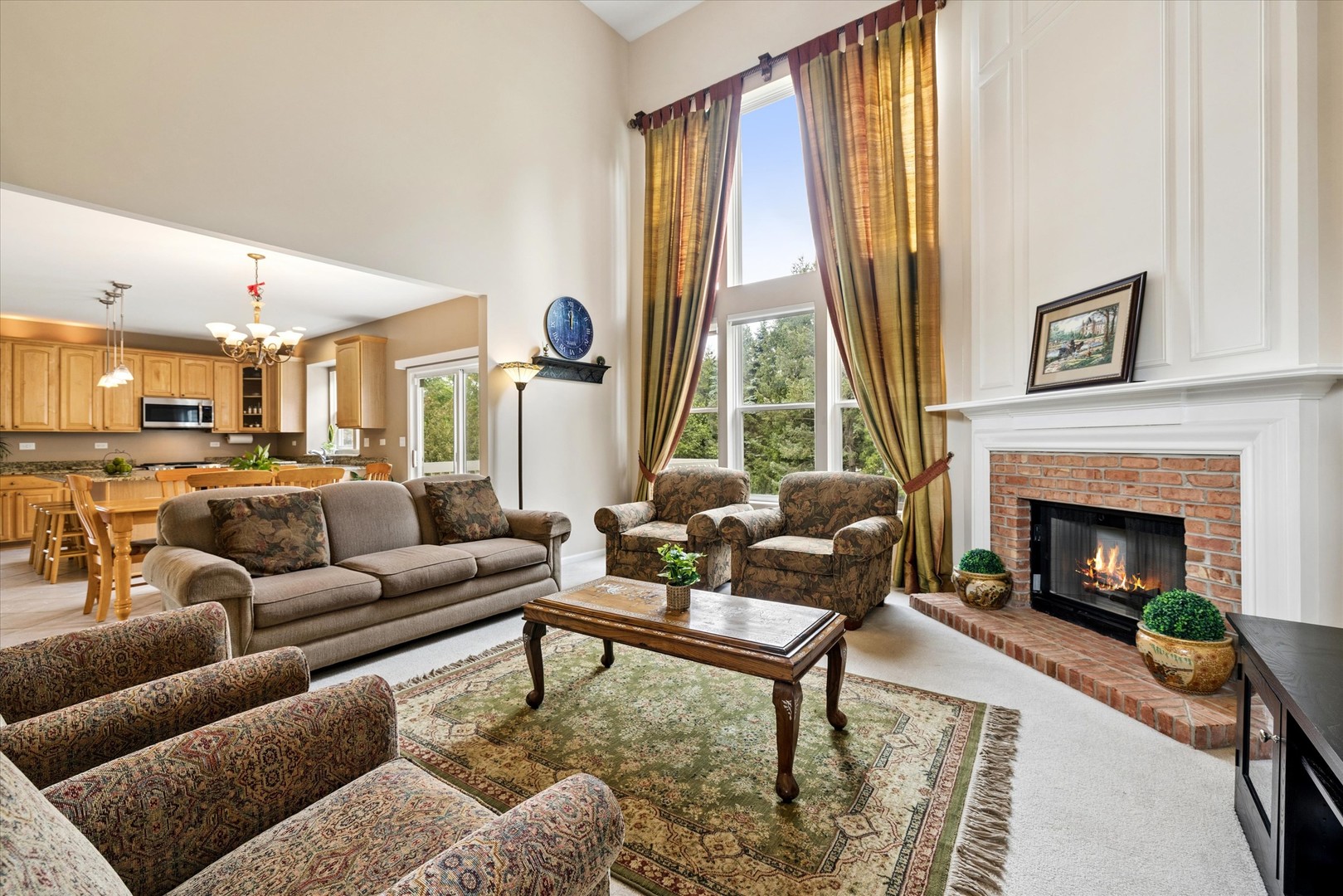 5th image of 8 Orchid Ct, Streamwood, IL 60107 | MLS# 12718420