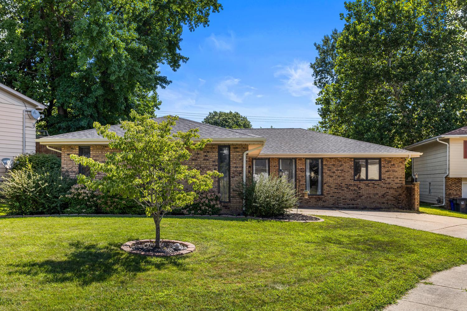 1st image of 4540 Shadow Dr, Decatur, IL 62526 | MLS# 12718585