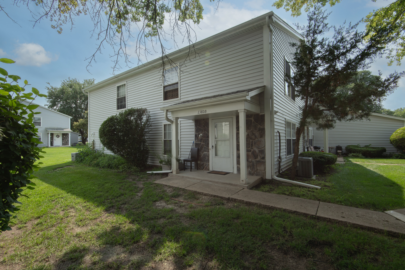 1st image of 1380 N Glen Cir #B, Aurora, IL 60506 | MLS# 12718640