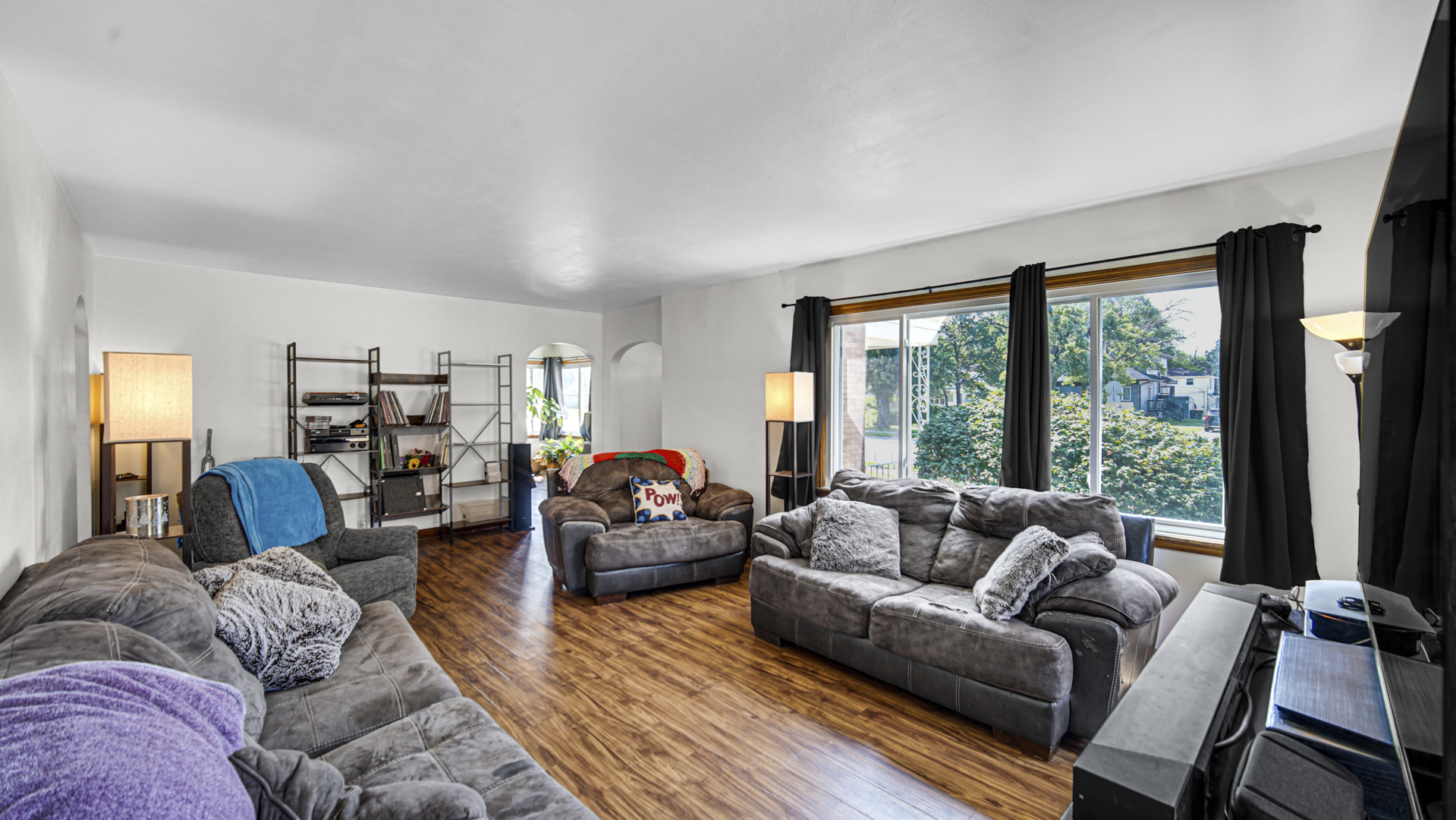 3rd image of 2740 Ridge Rd, Lansing, IL 60438 | MLS# 12718641
