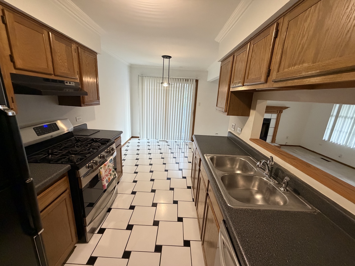 5th image of 19861 S Edinburgh Ln, Frankfort, IL 60423