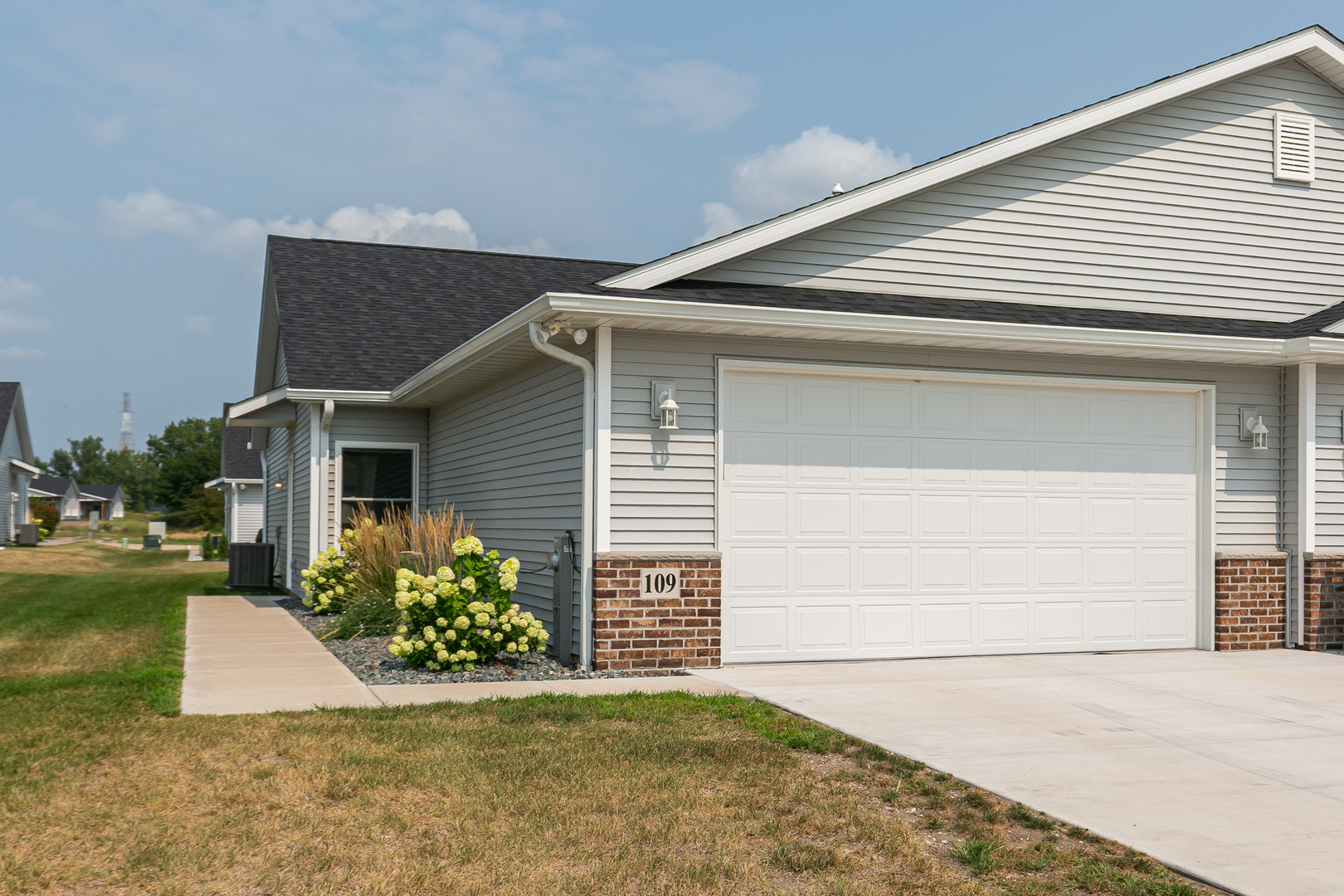 1st image of 109 Beacon Harbor Cir #0, East Moline, IL 61244 | MLS# 12718682