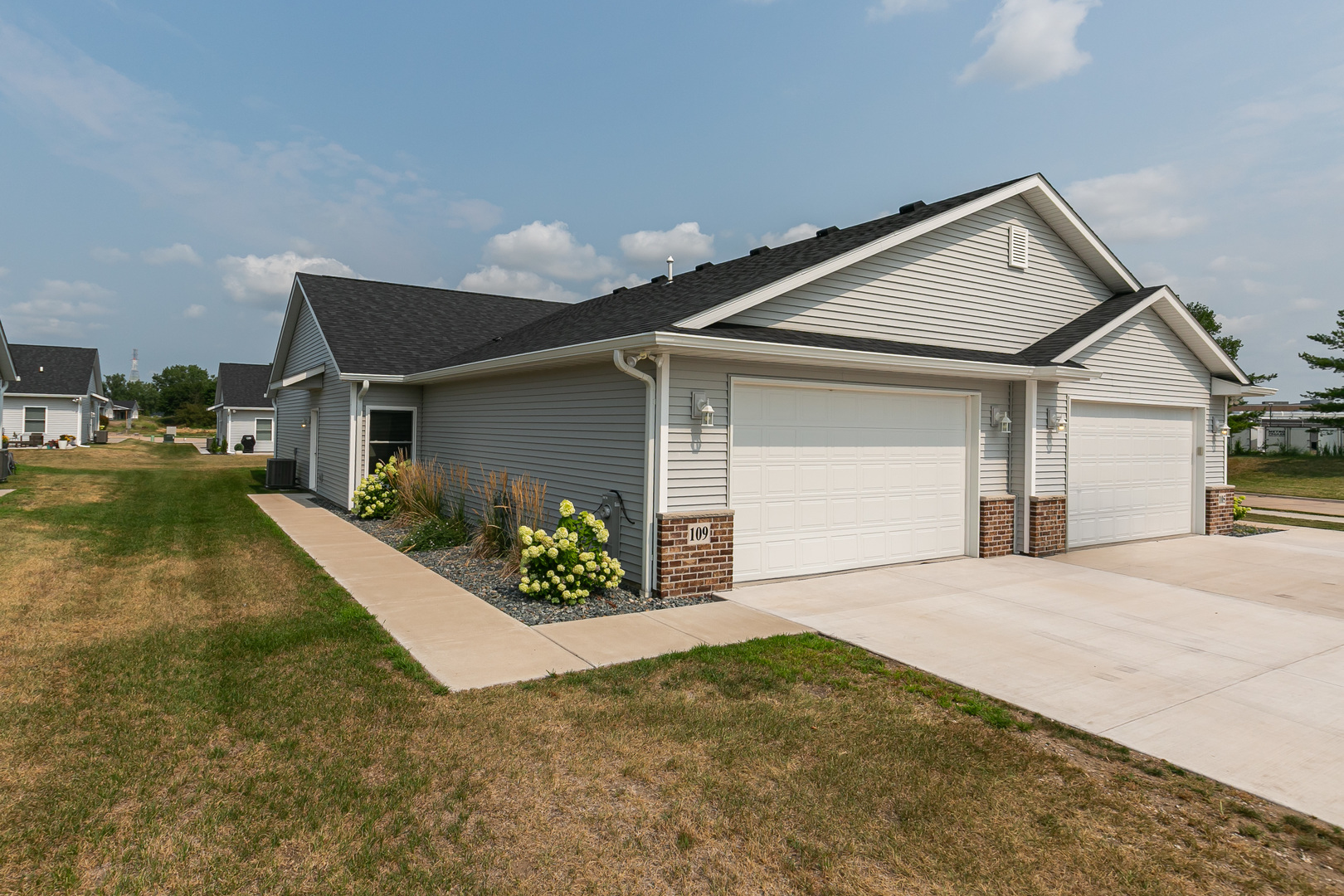 2nd image of 109 Beacon Harbor Cir #0, East Moline, IL 61244 | MLS# 12718682