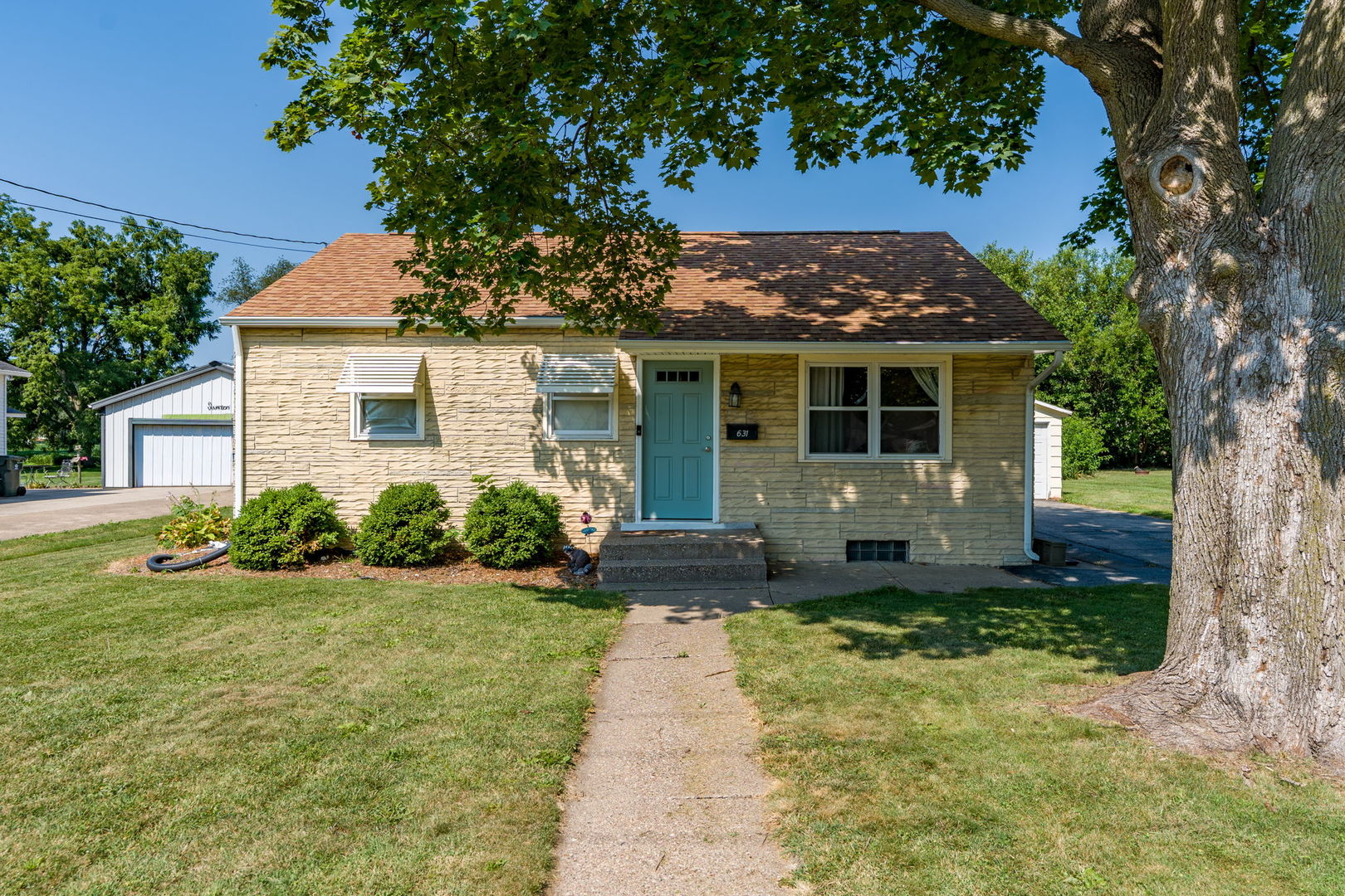 1st image of 631 N Meadow St, Geneseo, IL 61254 | MLS# 12718789