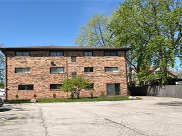 4th image of 18405 Wentworth Ave #2B, Lansing, IL 60438 | MLS# 12718798
