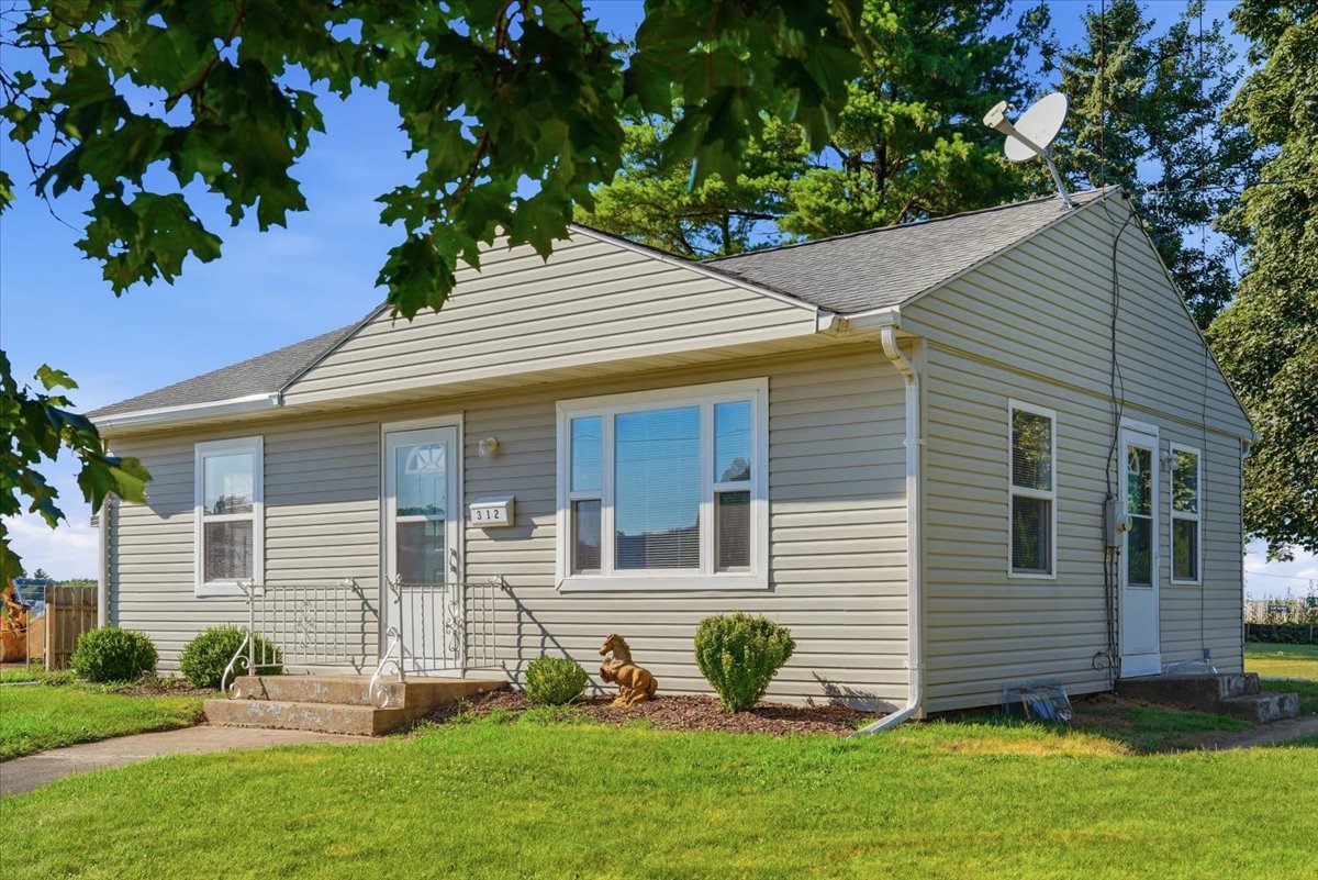 3rd image of 312 Hill St, Mount Morris, IL 61054 | MLS# 12718809