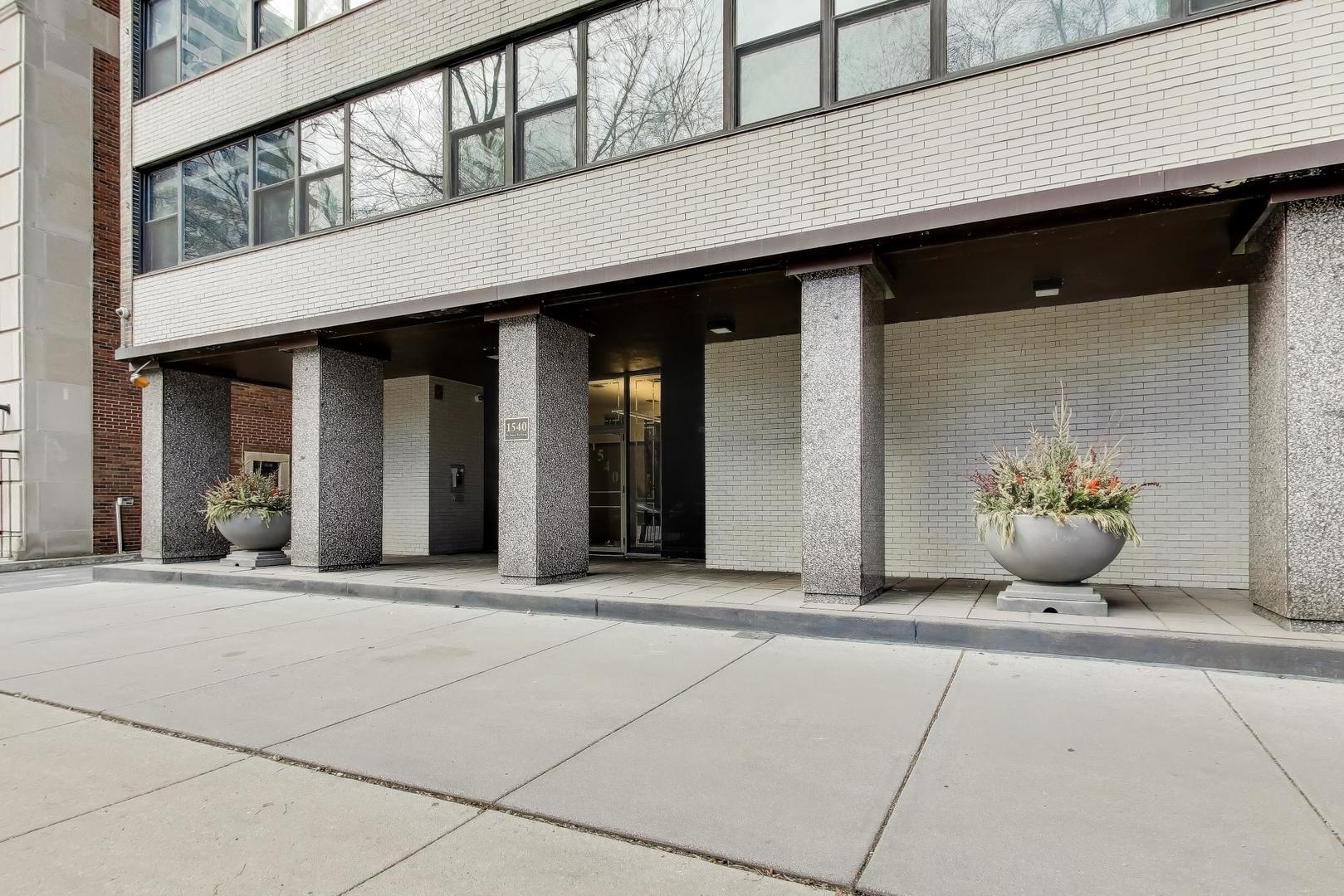 2nd image of 1540 N State Pkwy, Chicago, IL 60610
