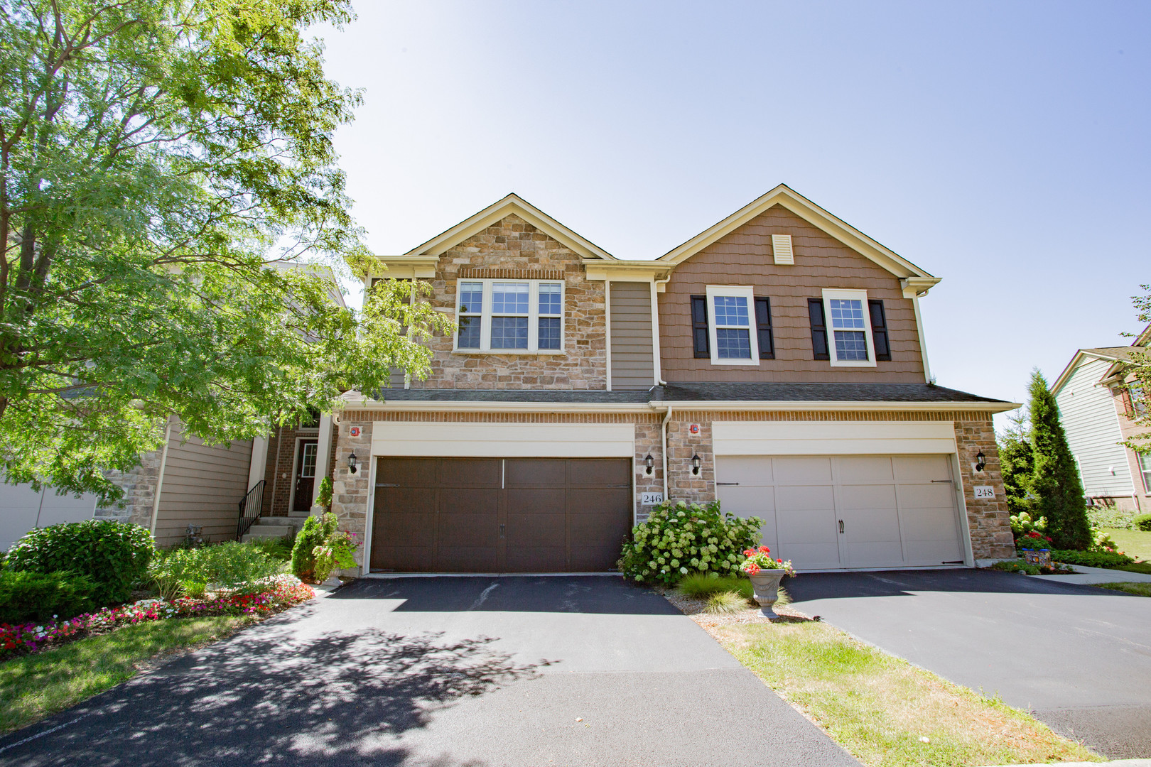 1st image of 246 Belmont Dr, Lincolnshire, IL 60069 | MLS# 12718942
