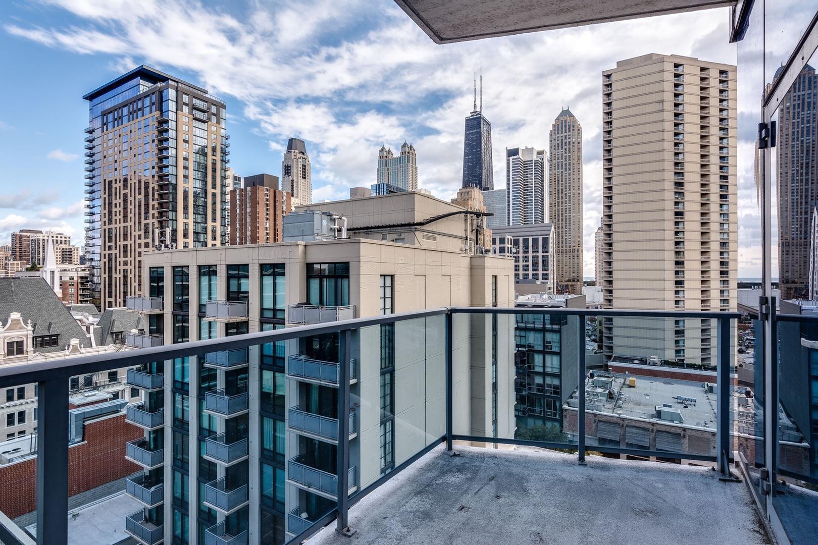 5th image of 110 W Superior St #1004, Chicago, IL 60610 | MLS# 12719032