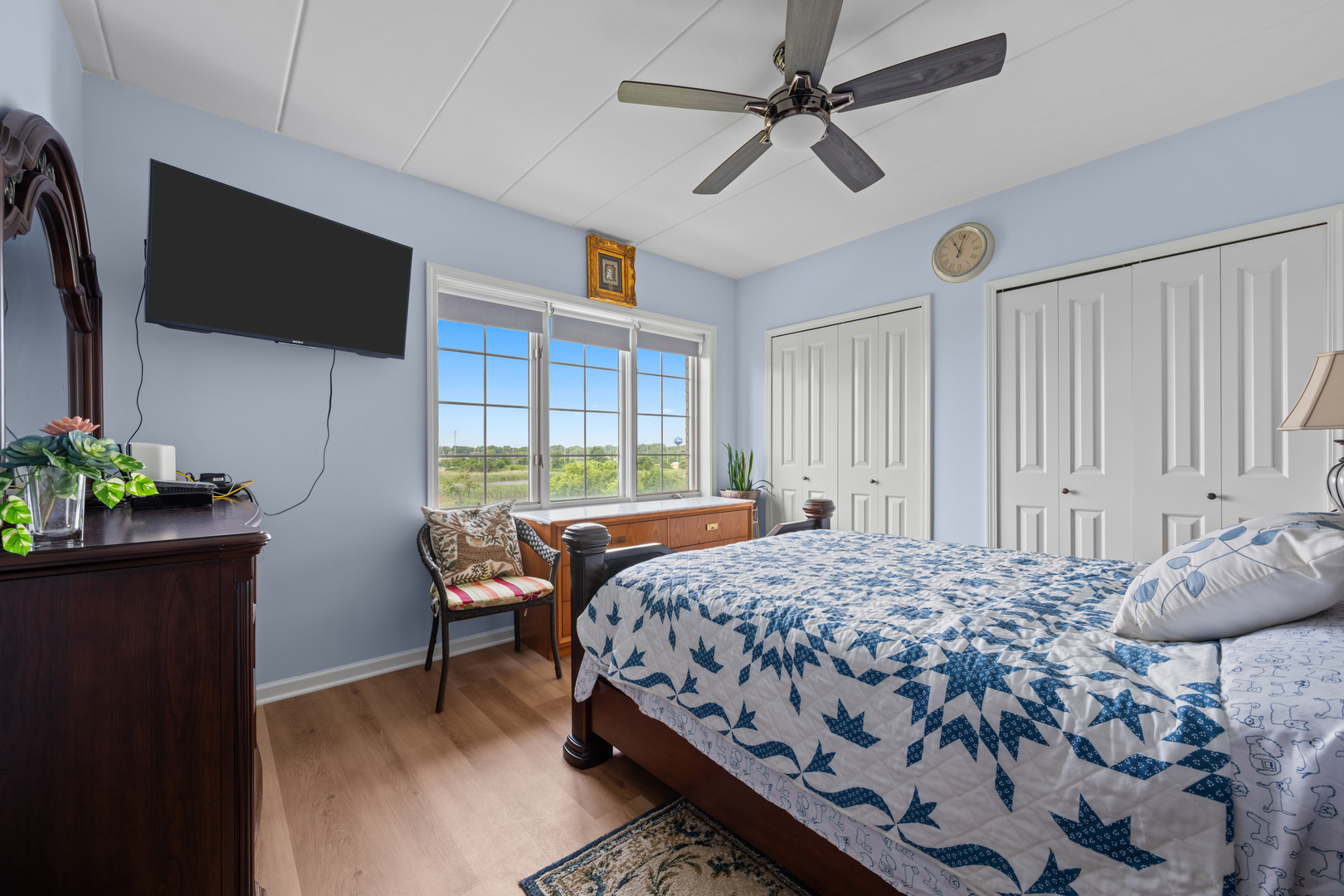 image of 8515 Woodward Ave, Woodridge, IL 60517
