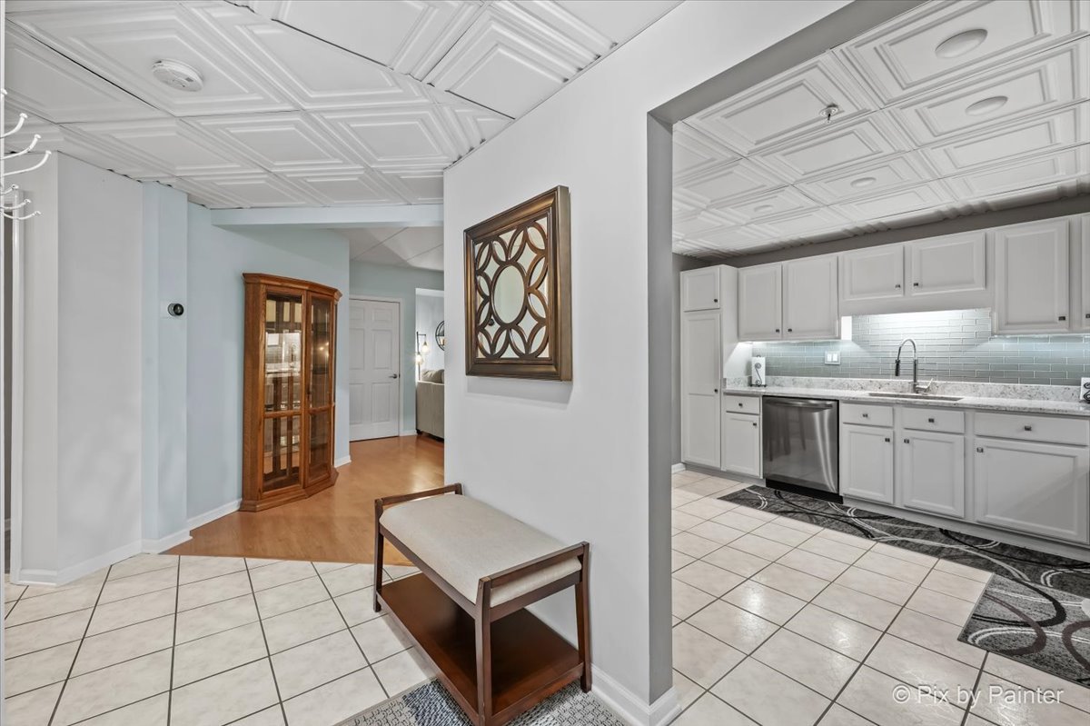 2nd image of 1500 S Ardmore Ave #308, Villa Park, IL 60181 | MLS# 12719076