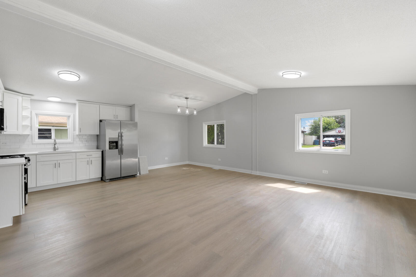 2nd image of 1139 W Barry Ln, Sauk Village, IL 60411 | MLS# 12719244