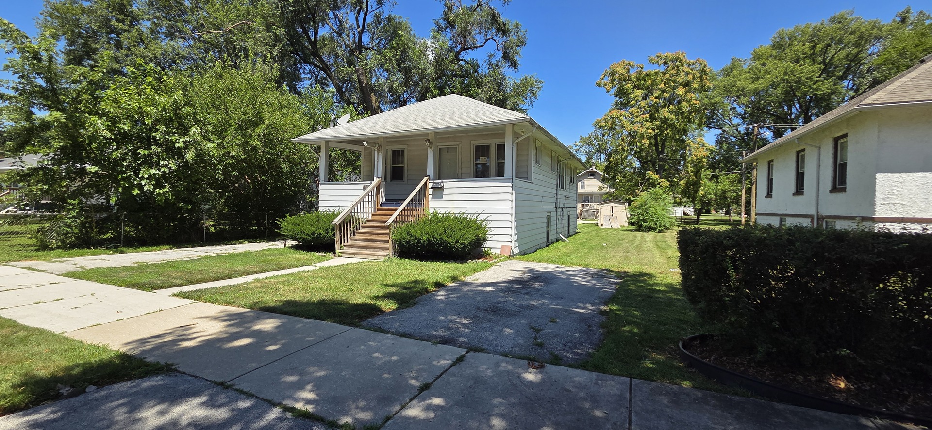 2nd image of 1728 169th St, Hazel Crest, IL 60429 | MLS# 12719257