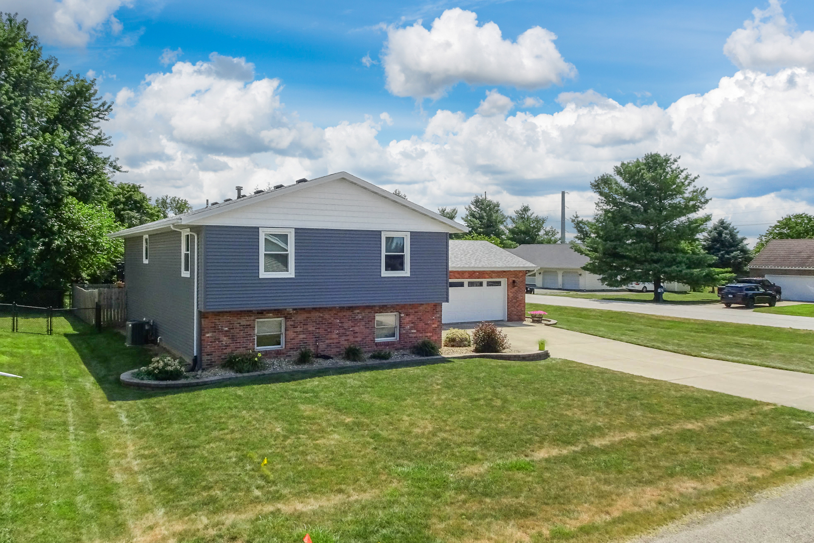 51st image of 708 Kelley Dr, Heyworth, IL 61745 | MLS# 12719280