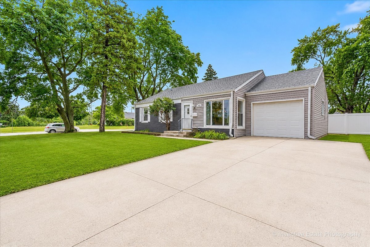 3rd image of 548 S Harvard Ave, Addison, IL 60101 | MLS# 12719283