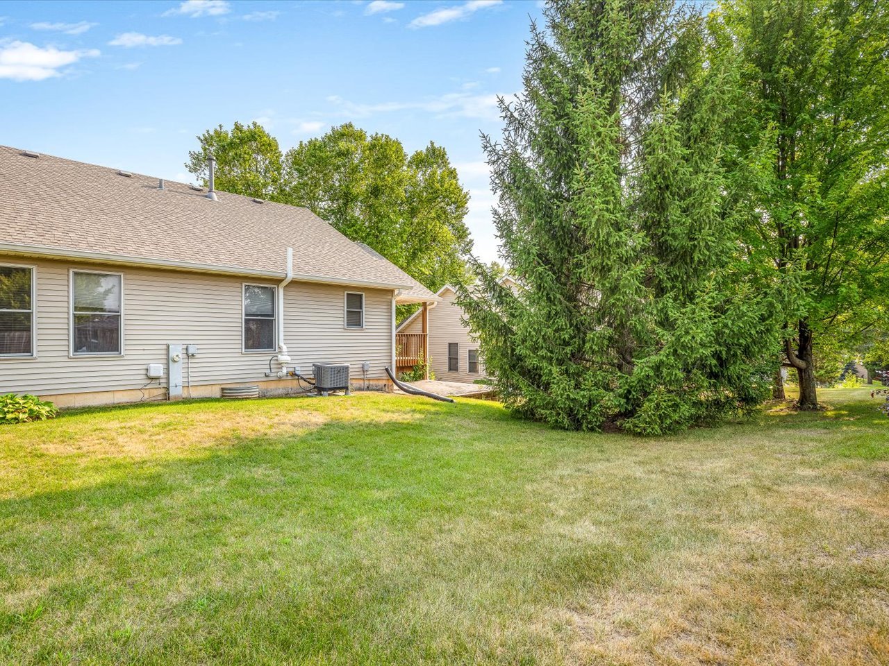 2nd image of 4056 Pepper Dr, Rockford, IL 61114